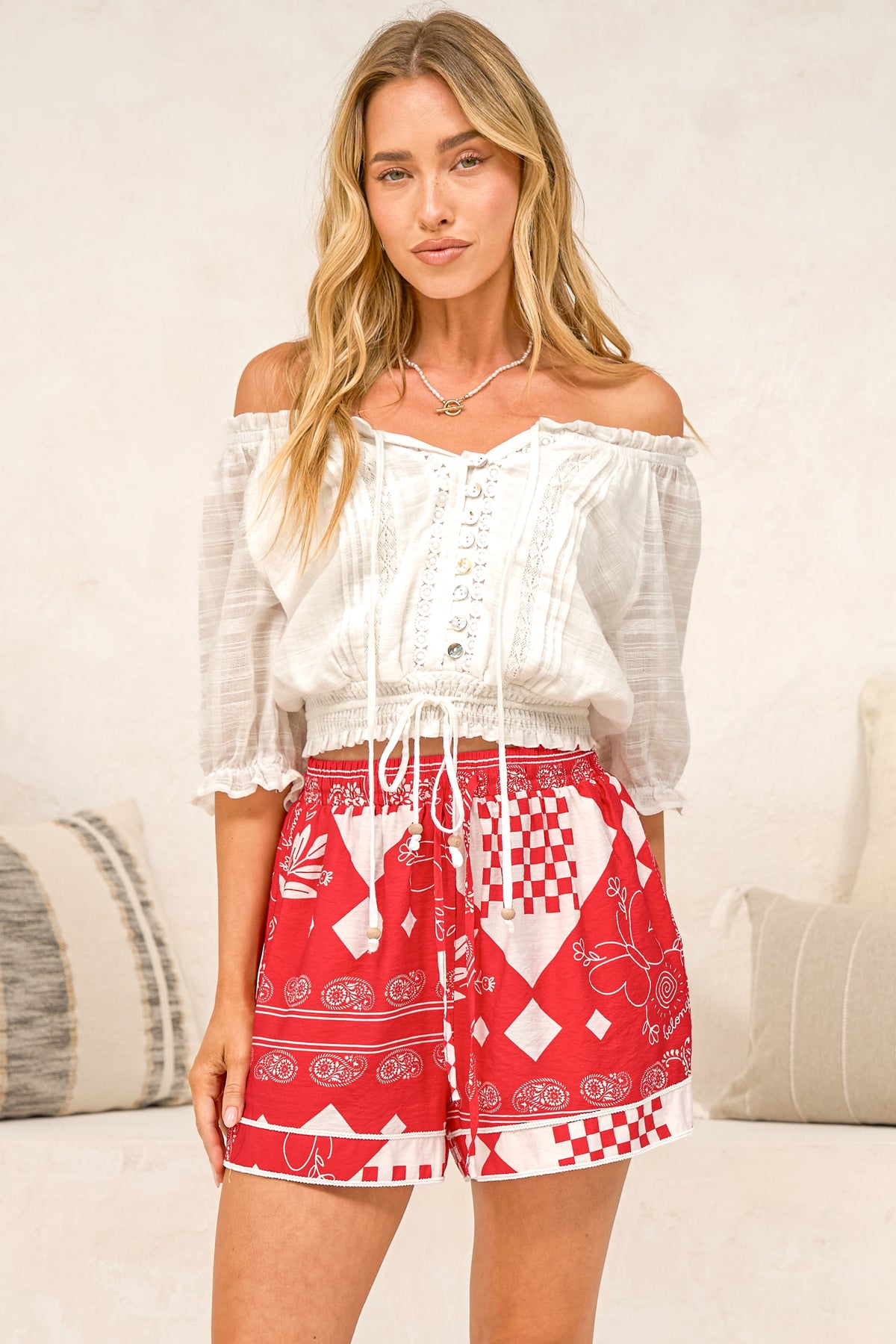 Livia Shorts - Elasticated Drawstring Waist Shorts with Pockets in Lizzy Print