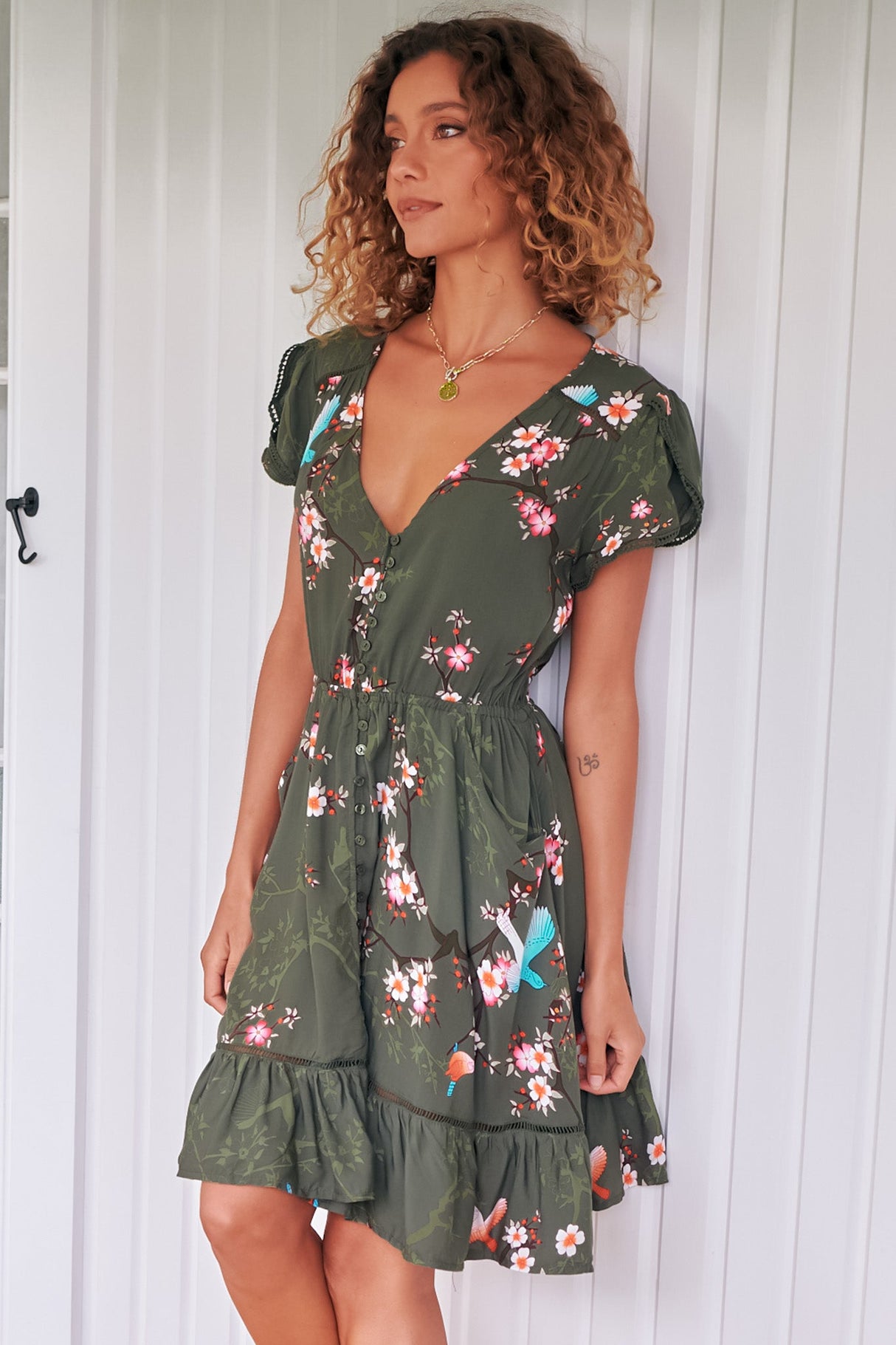 JAASE - Lizzie Mini Dress: Butterfly Cap Sleeve Button Down Dress with Pockets in Birds Paradise Print