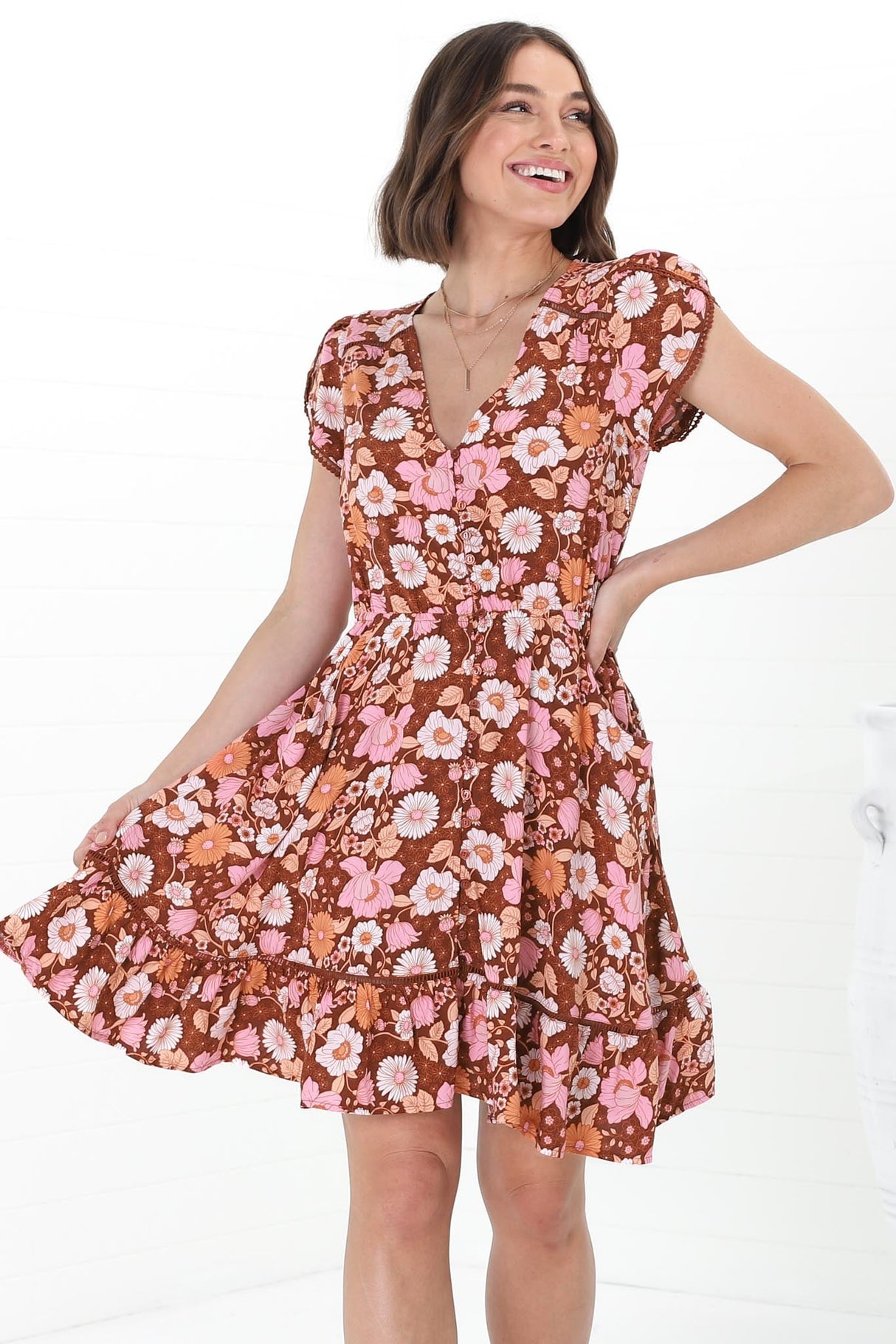 JAASE - Lizzie Mini Dress: Butterfly Cap Sleeve Button Down Dress with Pockets in Pixie Print