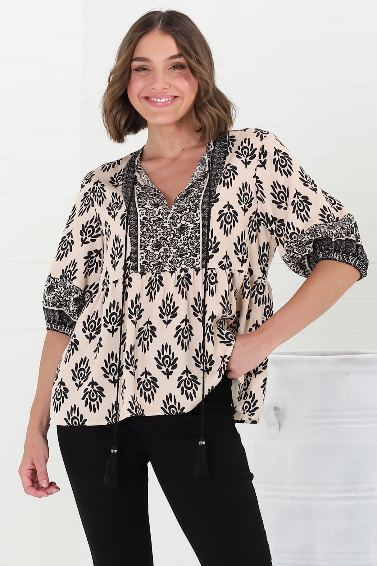 Loma Blouse - Pull Over Balloon Sleeve Smock in Aida Print Cream