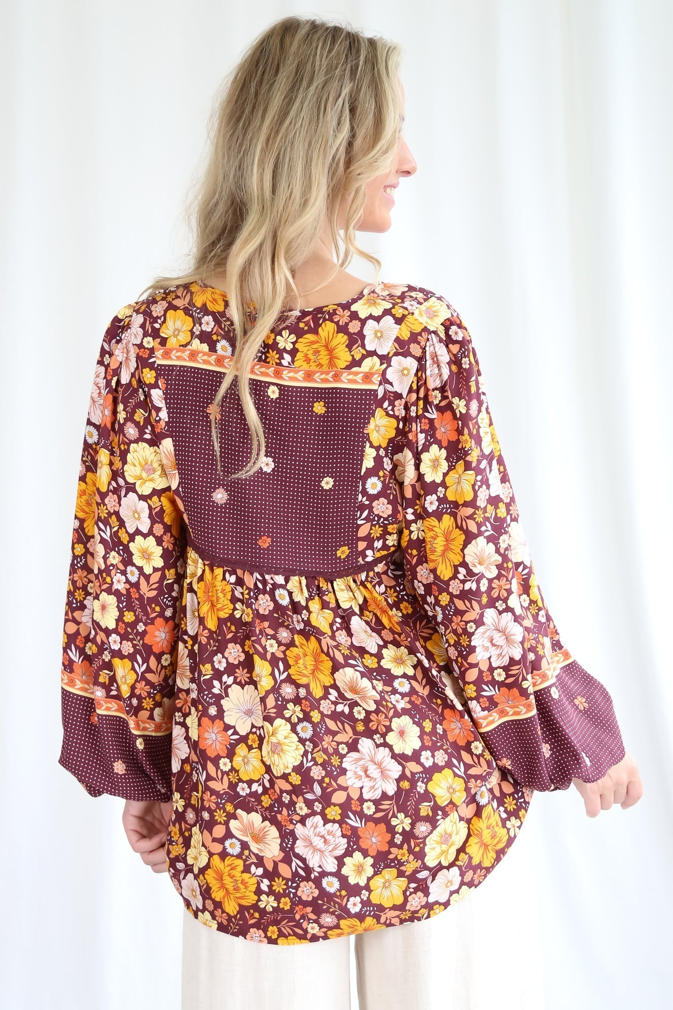 Loribel Blouse - V Neck Smock Top With Long Balloon Sleeves In Floral Print