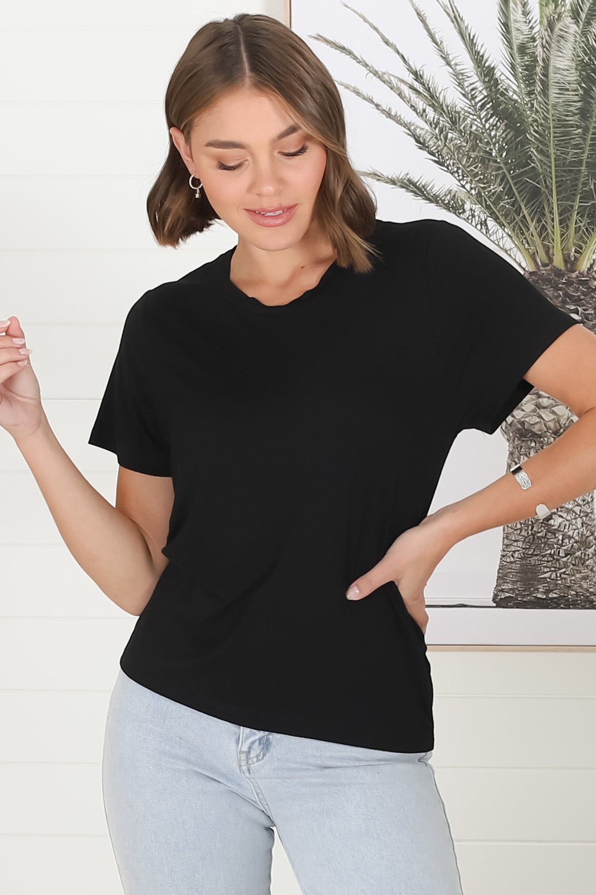 Luma T-Shirt - Relaxed Crew Neck Short Sleeve Tee in Black