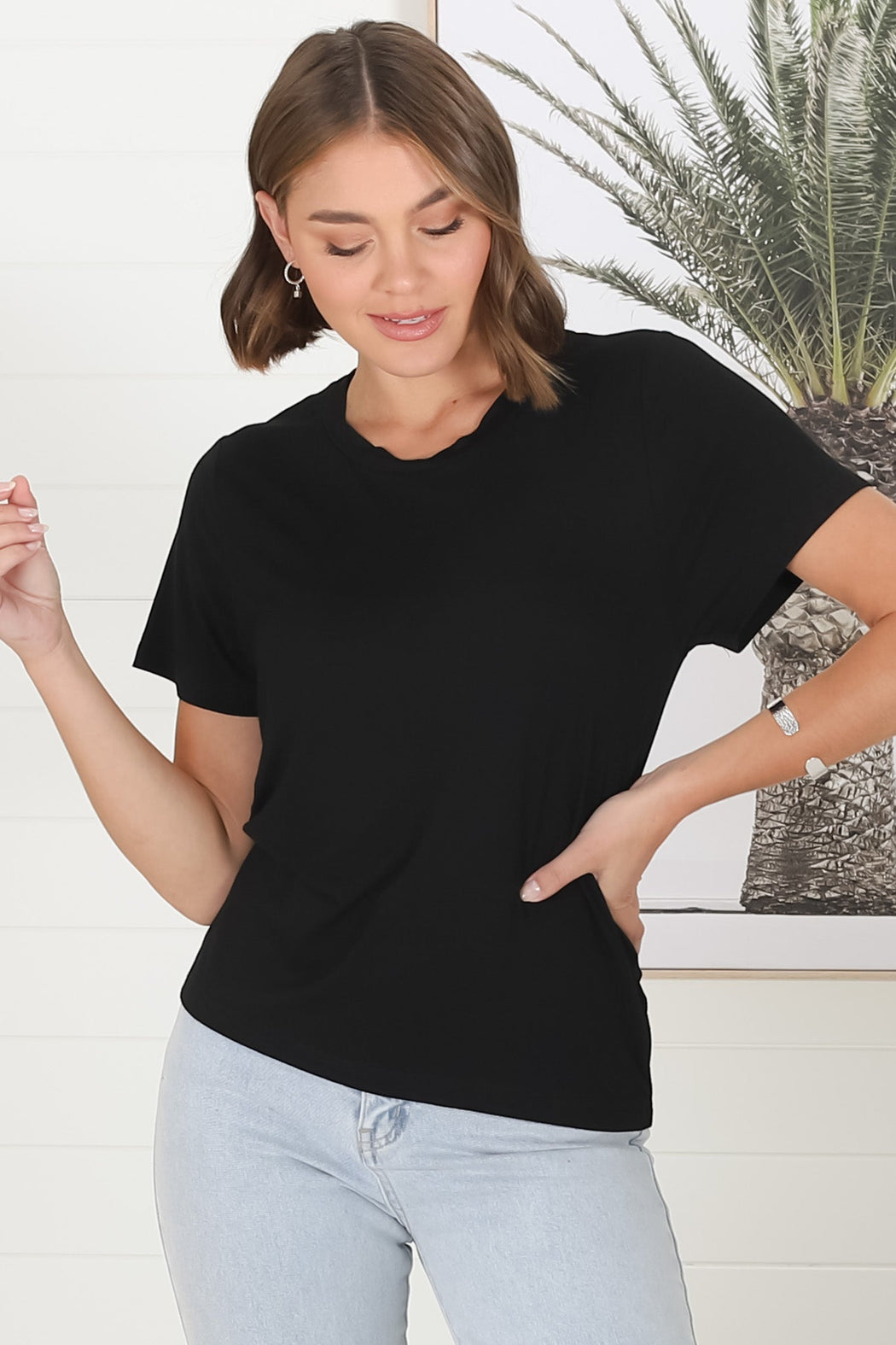 Shop Basics: Luma T-Shirt - Black | saltycrush.com