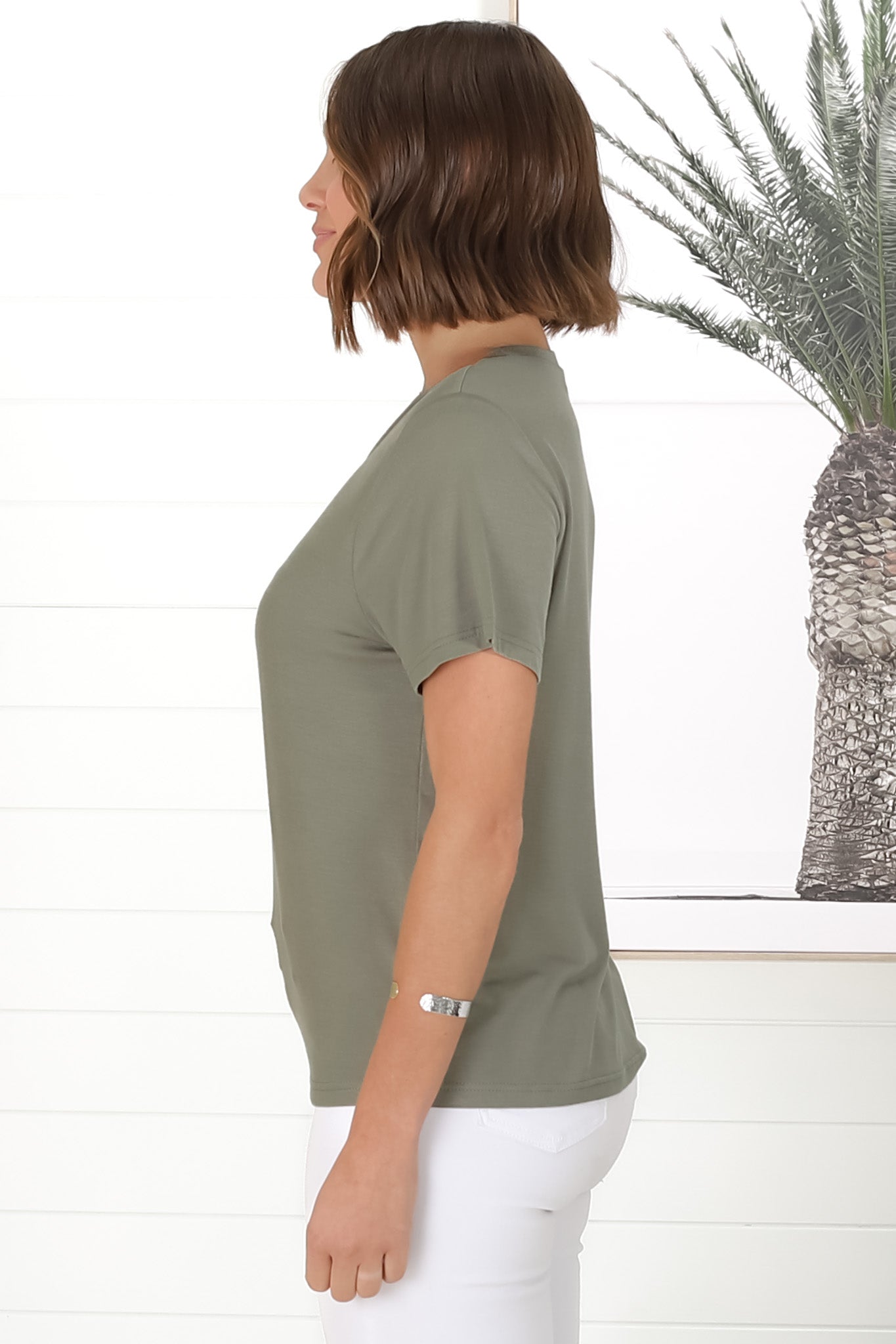 Luma T-Shirt - Relaxed Crew Neck Short Sleeve Tee in Khaki