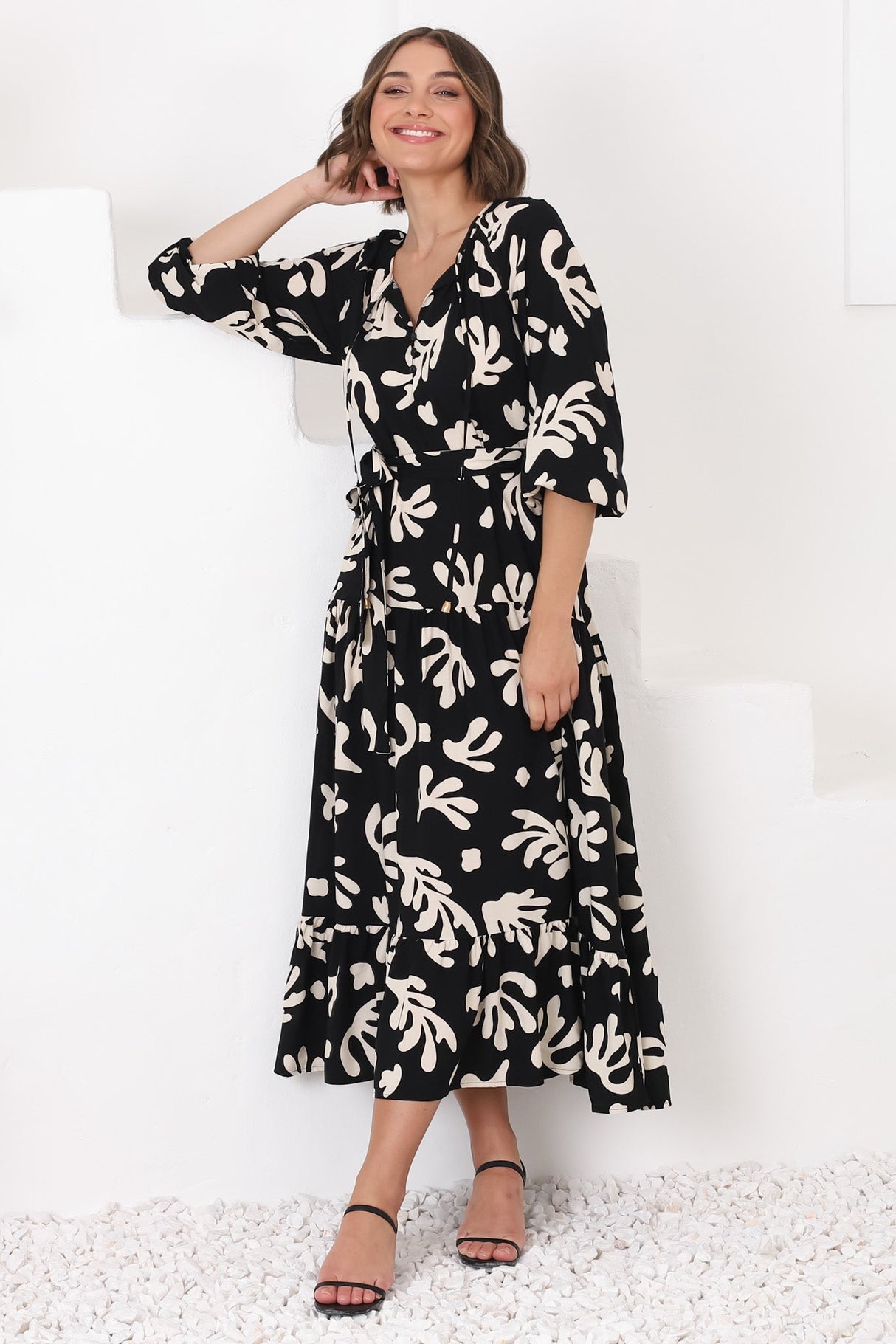 Lunan Maxi Dress - Long Smock Dress with Matching Waist Tie in Stassie Print