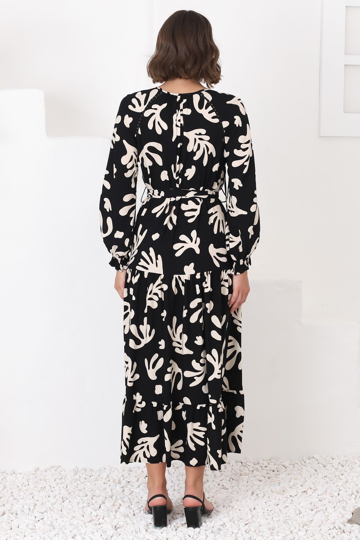 Lunan Maxi Dress - Long Smock Dress with Matching Waist Tie in Stassie Print