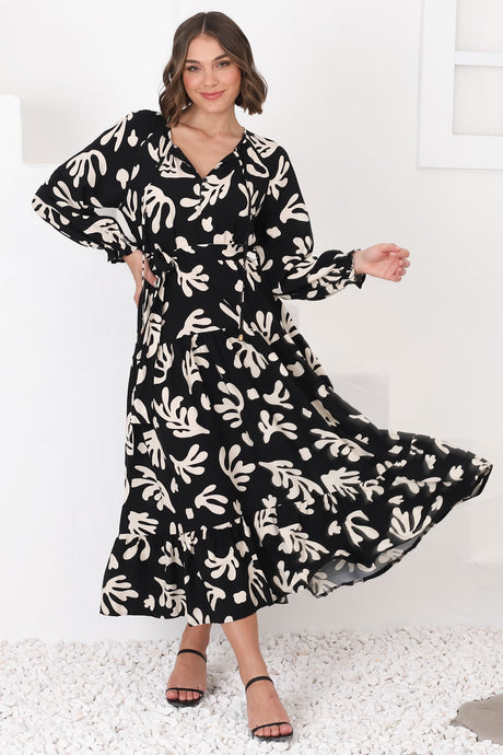 Lunan Maxi Dress - Long Smock Dress with Matching Waist Tie in Stassie Print