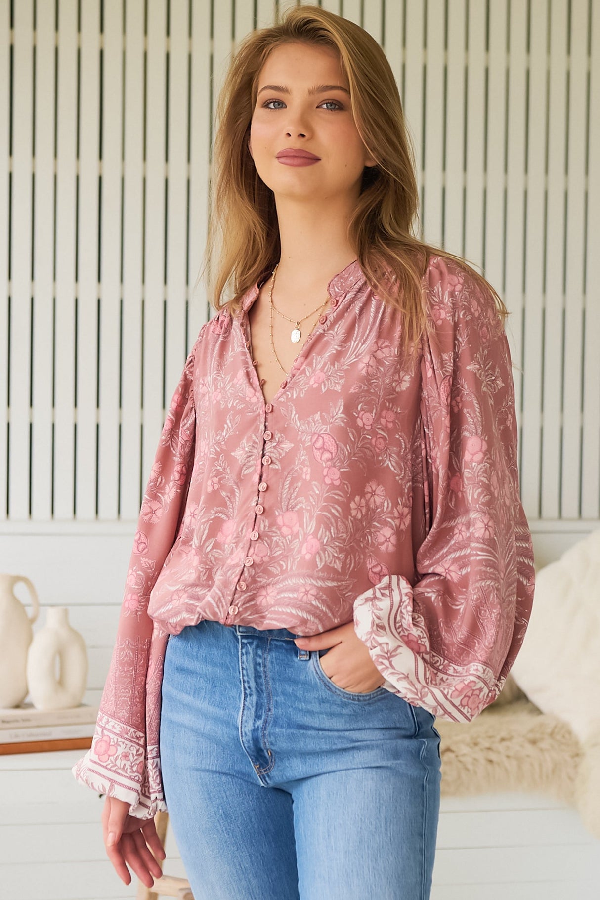 JAASE - Mahlia Blouse: Mandarin Collar Buttoned Down Balloon Sleeve Top in Angelina Print