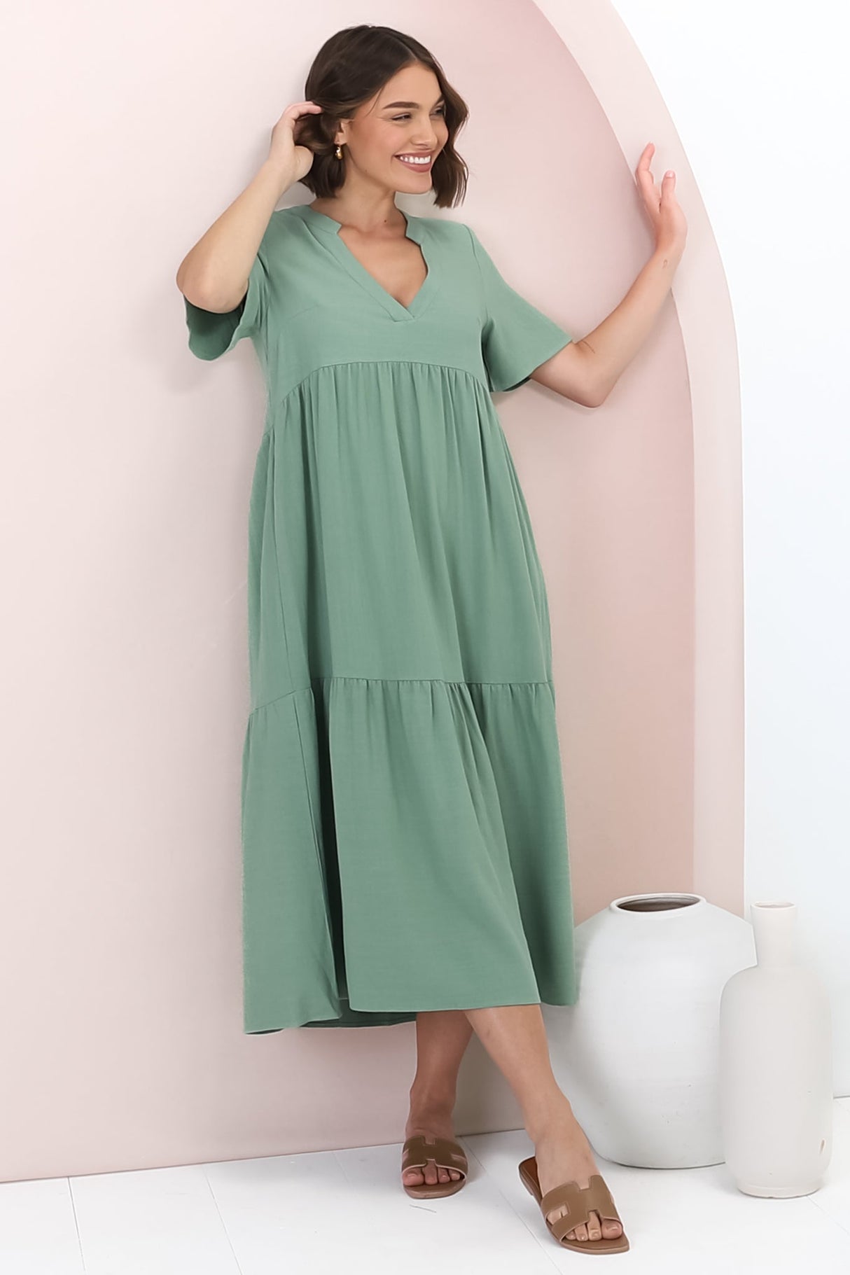 Malyn Midi Dress - Mandarin Collar Tiered Short Sleeve Dress in Green