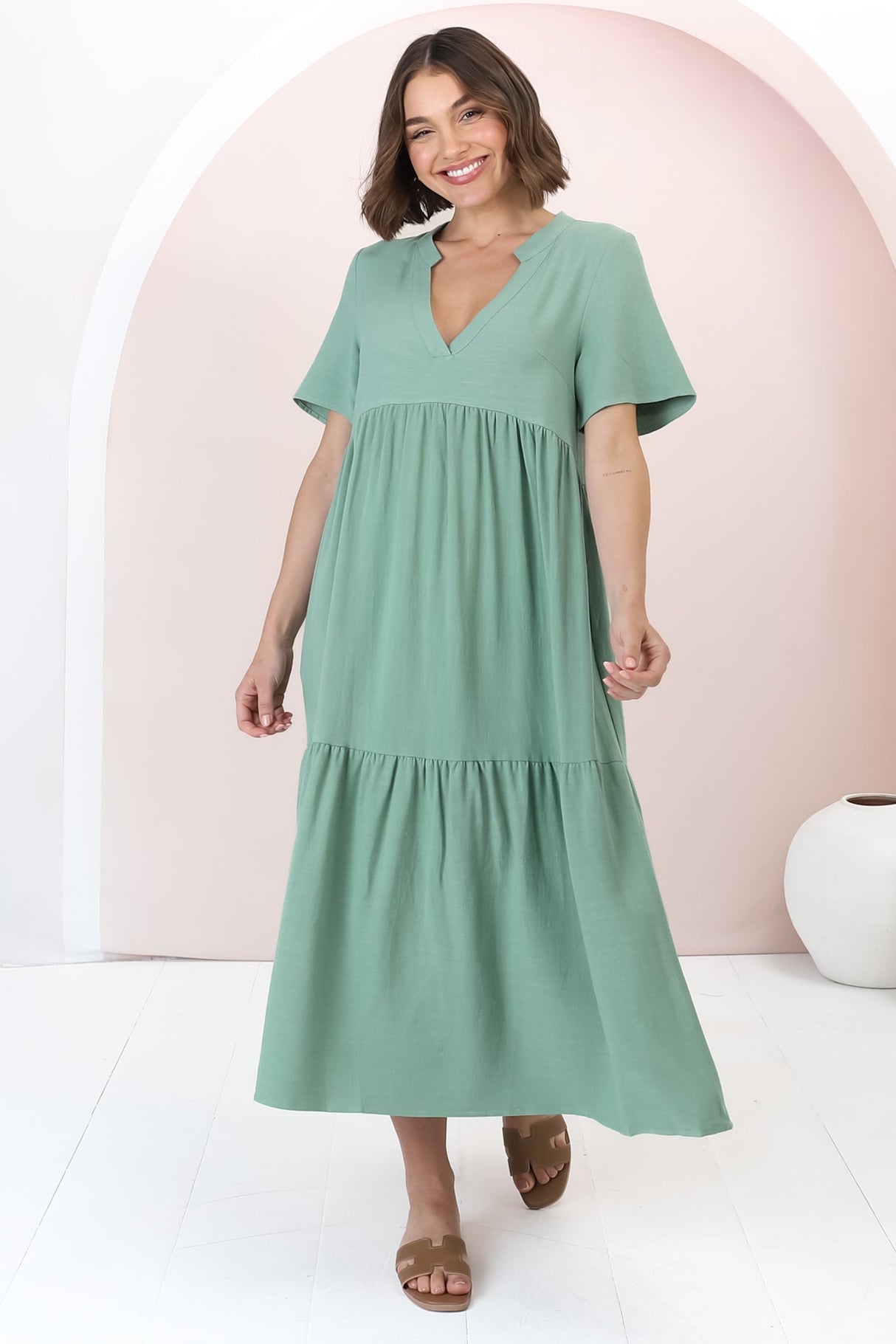 Malyn Midi Dress - Mandarin Collar Tiered Short Sleeve Dress in Green