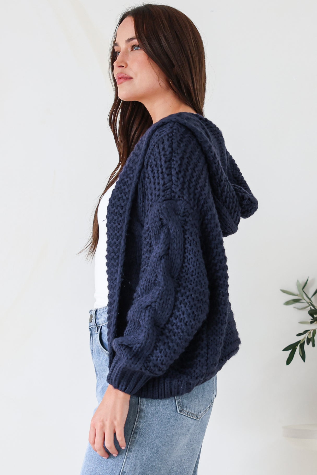 Maple Knit - Chunky Cable Knit Hooded Crop Cardigan in Navy
