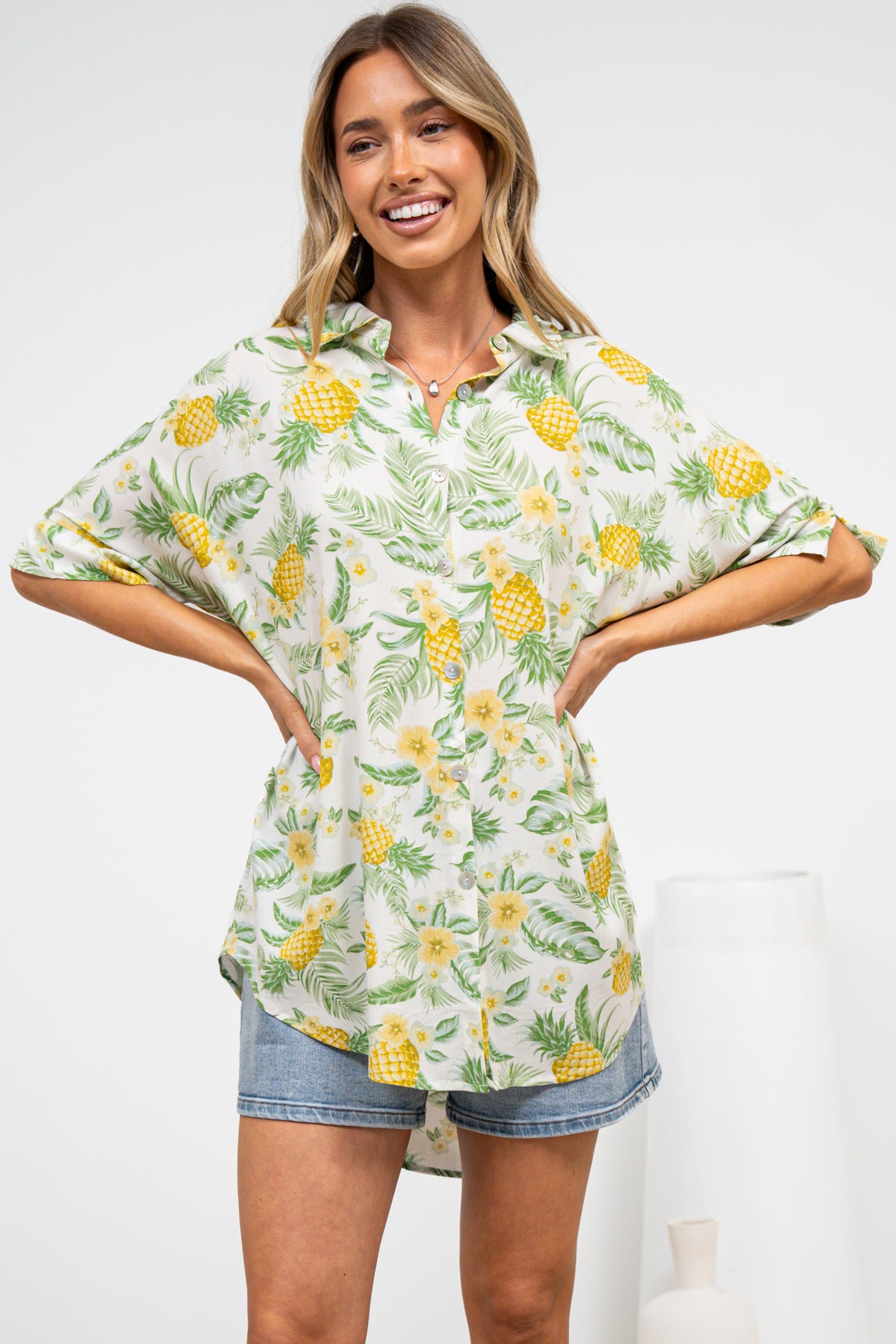 Marilla Shirt - Collared Button Down with High Low Scoop Hem in Anara Print