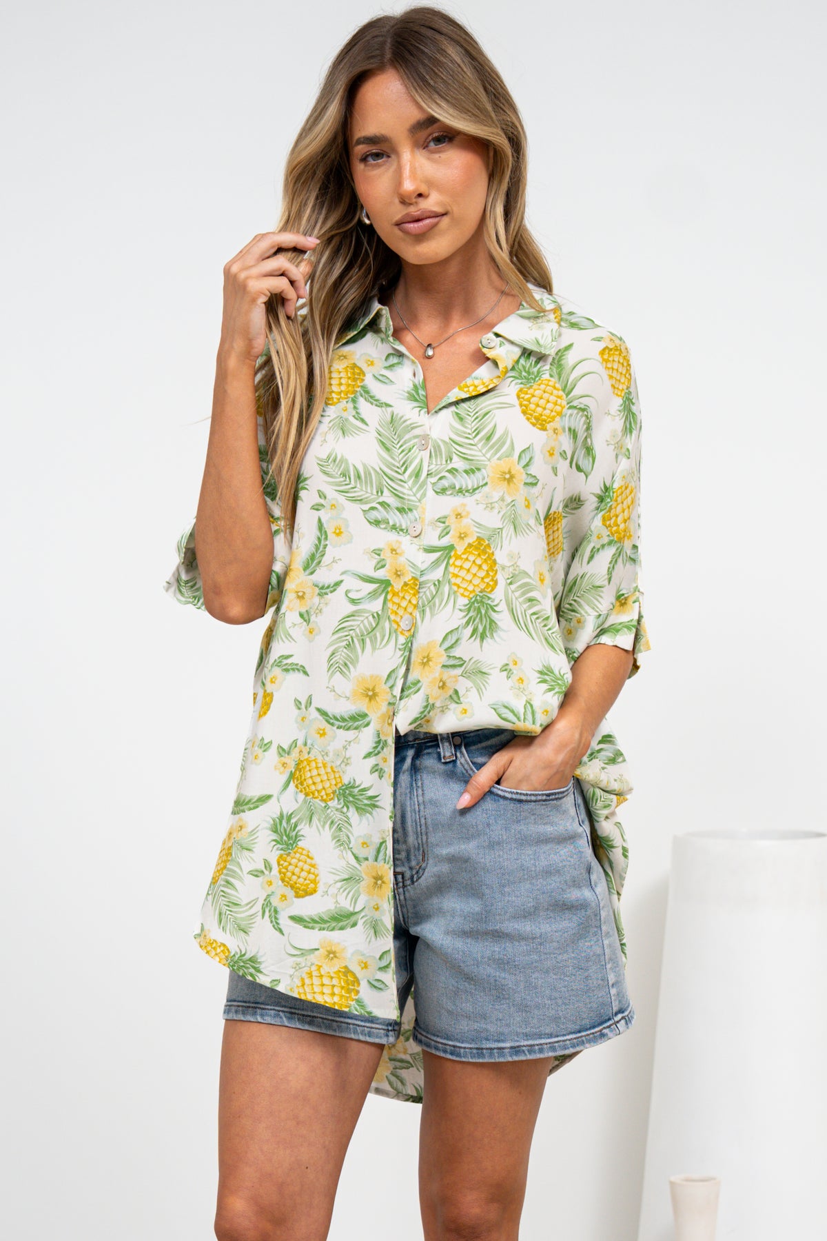 Marilla Shirt - Collared Button Down with High Low Scoop Hem in Anara Print