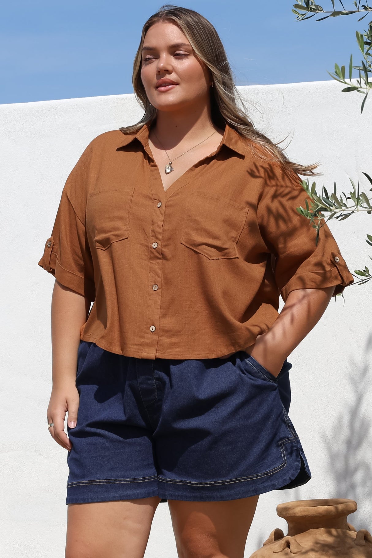 Marion Shirt - Collared Buttoned Down Shirt with Pockets in Rust