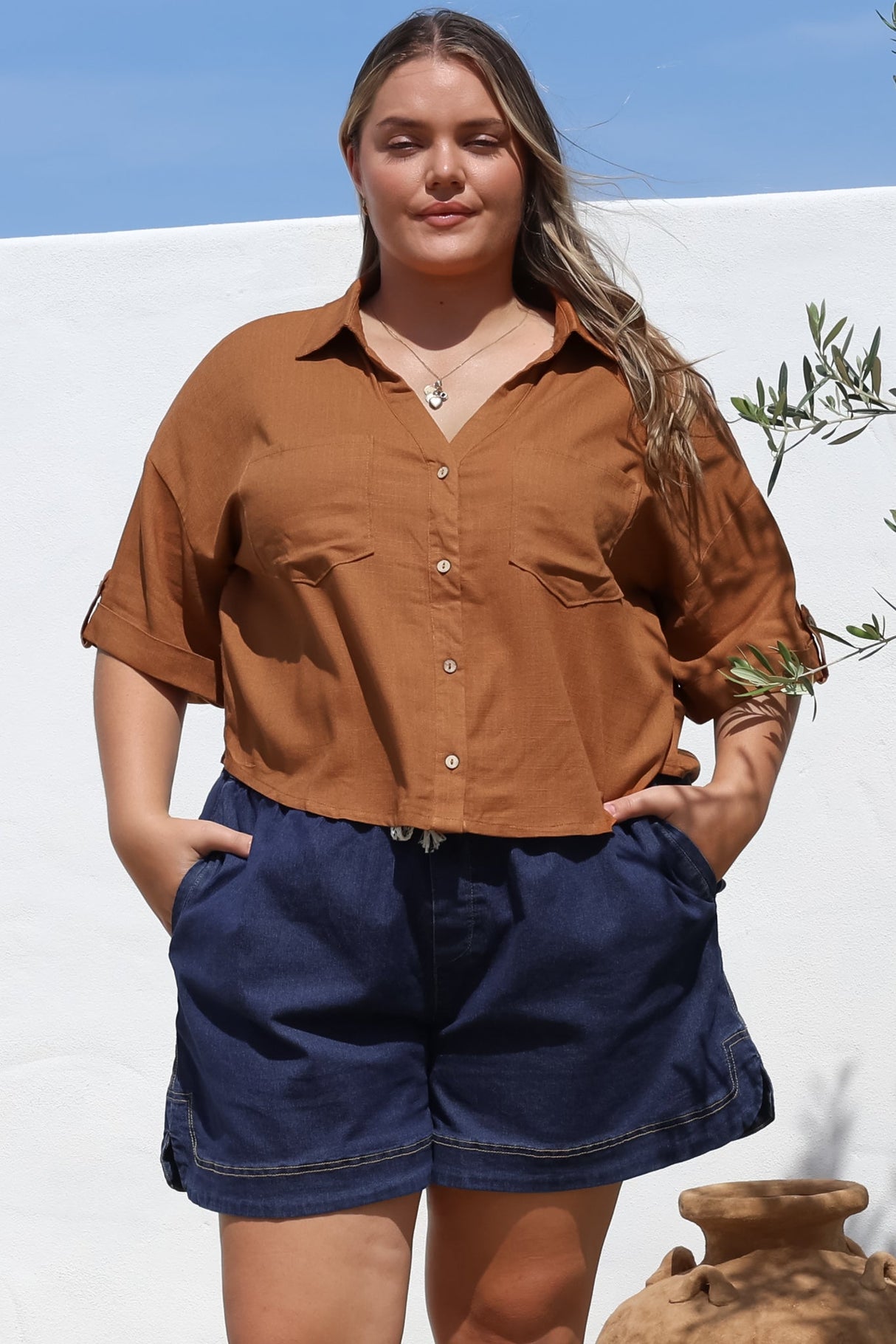 Marion Shirt - Collared Buttoned Down Shirt with Pockets in Rust