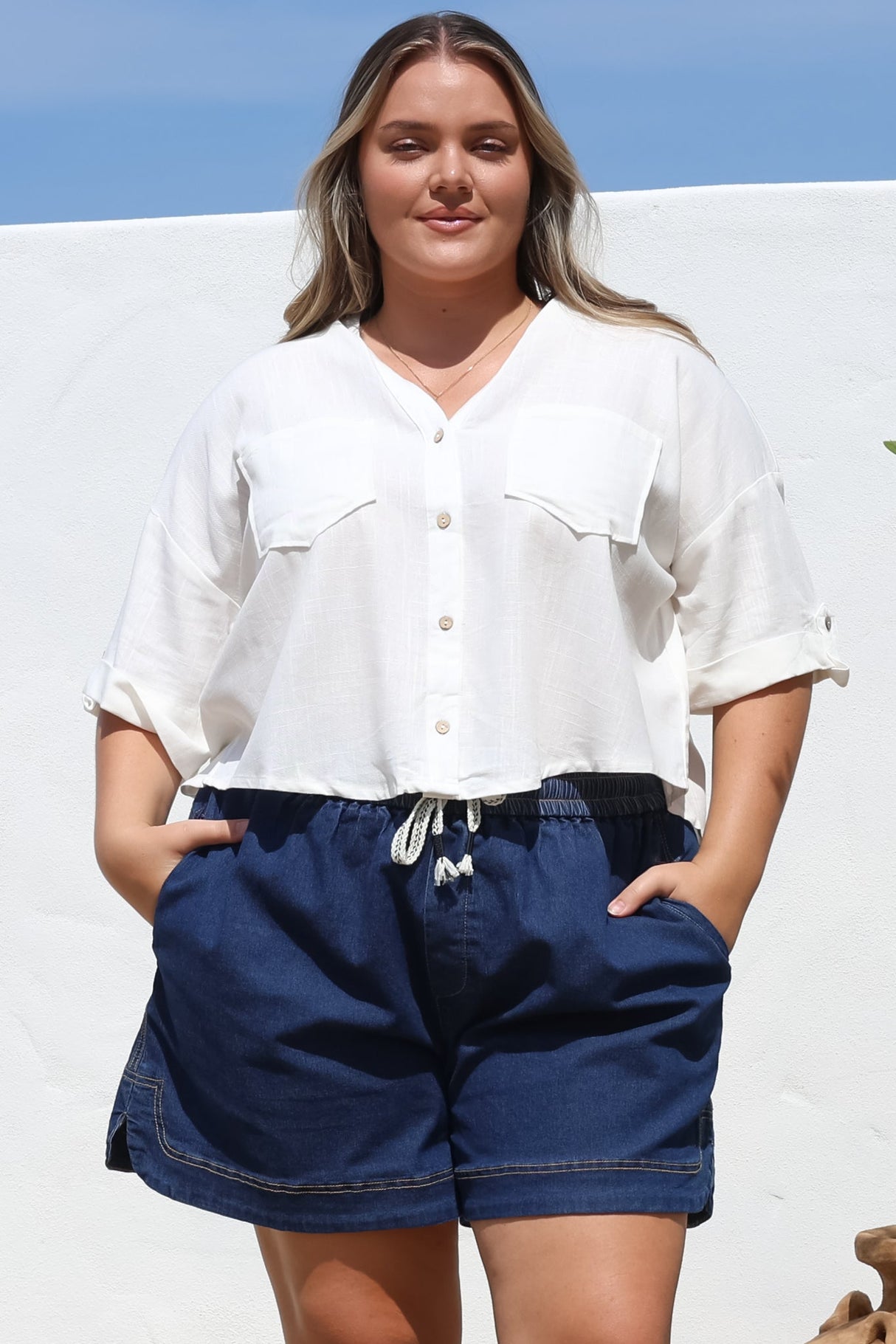 Marion Shirt - Collared Buttoned Down Shirt with Pockets in White