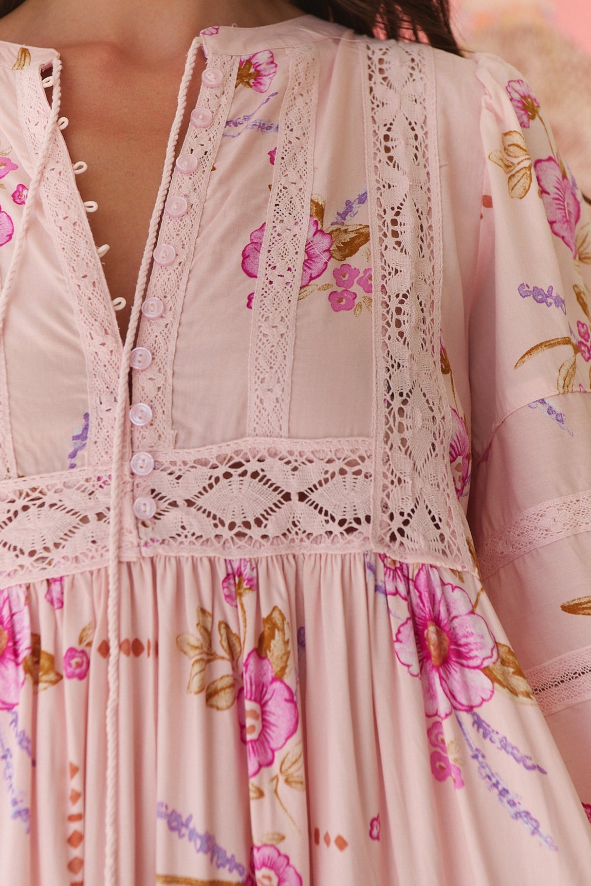 JAASE - Meadow Maxi Dress: Lace Insert Detailed Dress with Side Splits in Blushing Fields Print