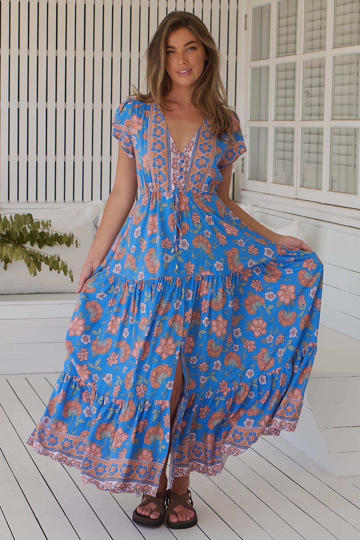 JAASE - Melissa Maxi Dress: Pull Tie Waist Dress with Split in Sunseeker Print