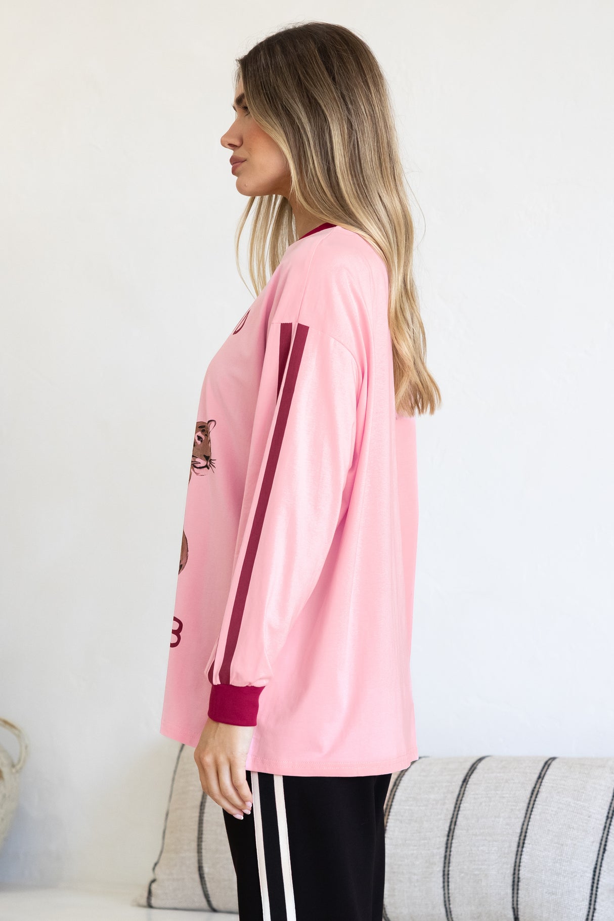 Mermaid Vino Long Sleeve Tee - Crew Neck Contrast Stripe Graphic T-Shirt in Pink