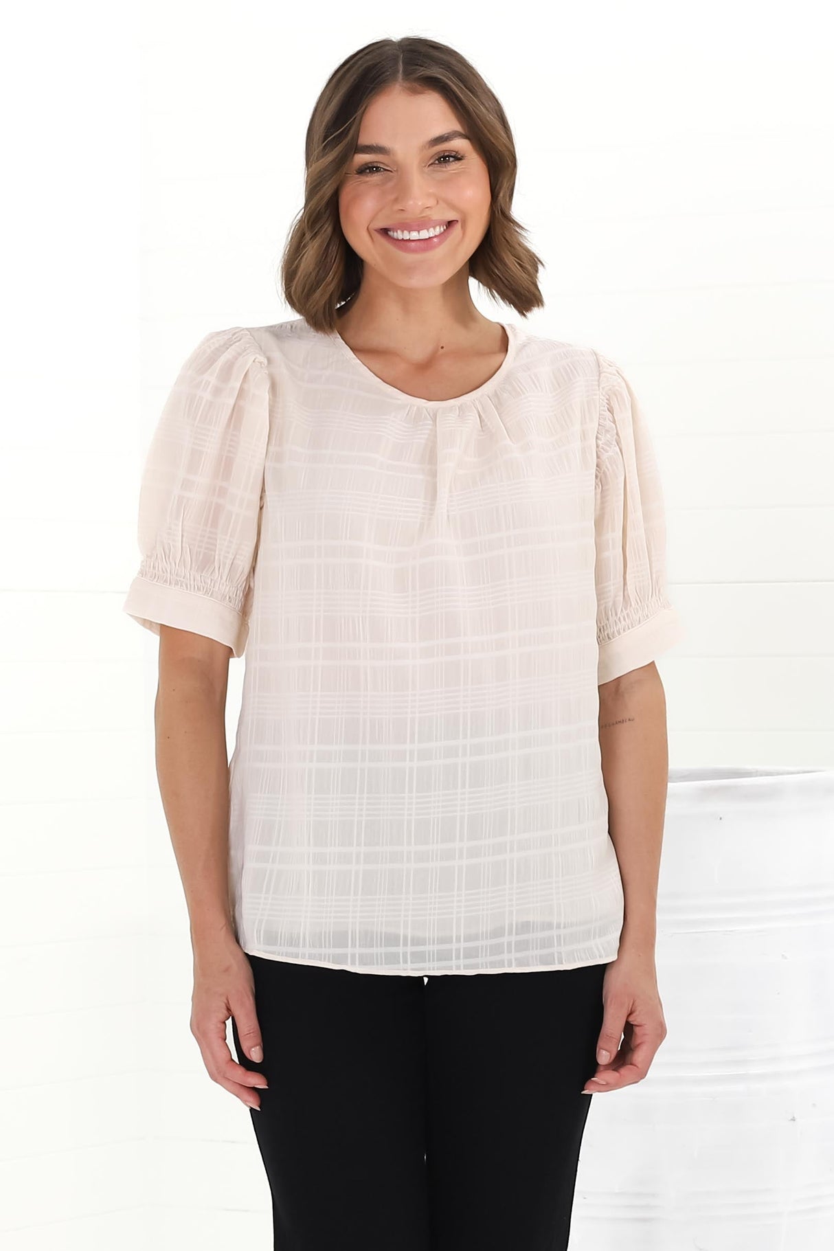 Murie Blouse - Crew Neck Checkered Texture Top with Short Sleeves in Cream