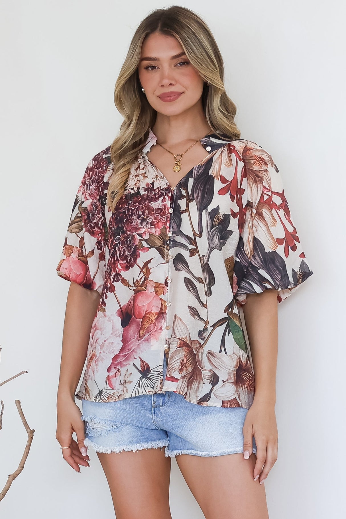 Nayra Blouse - Mandarin Collar Buttoned Down with Puff Sleeves in Leonor Print
