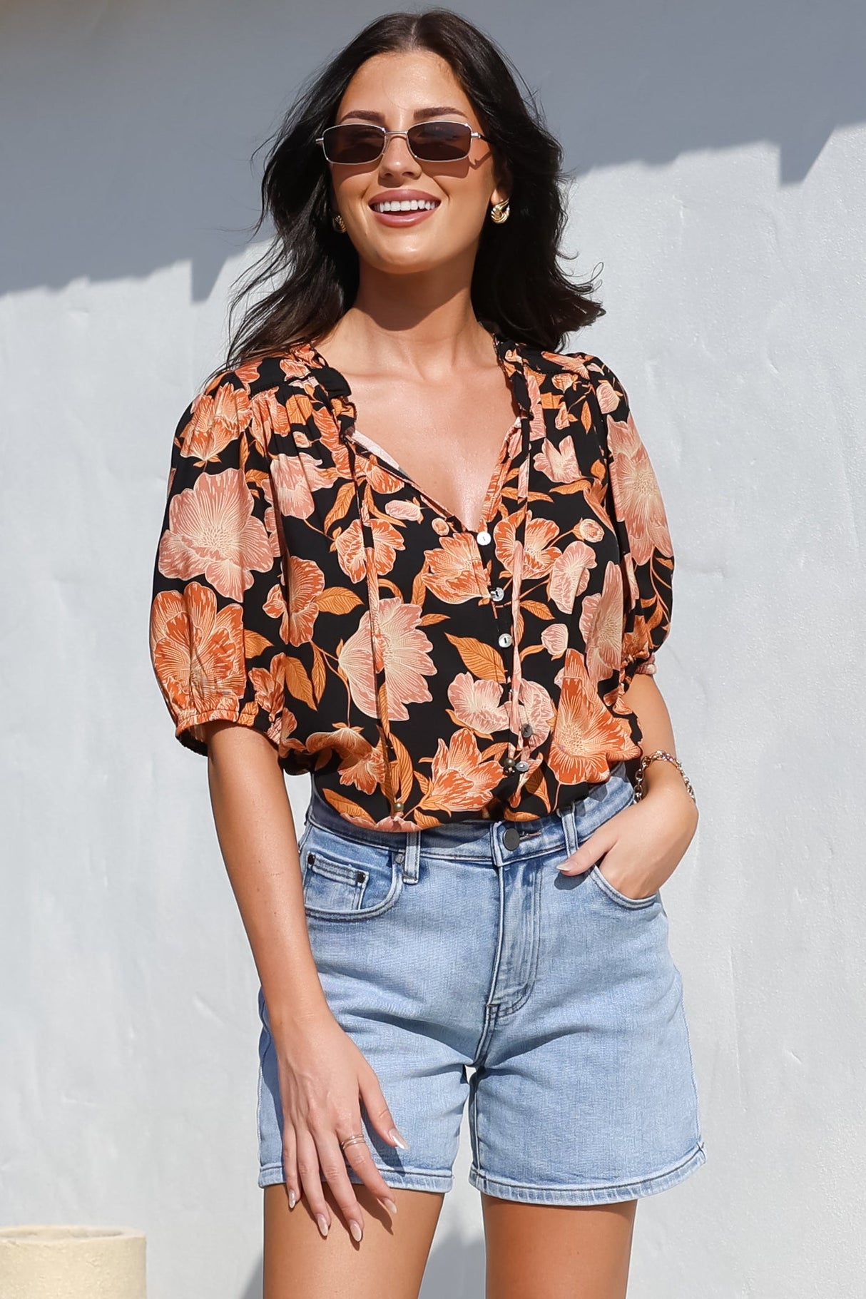 Neo Blouse - High Frill Collar Button Down Shirt in Yasmin Print Black