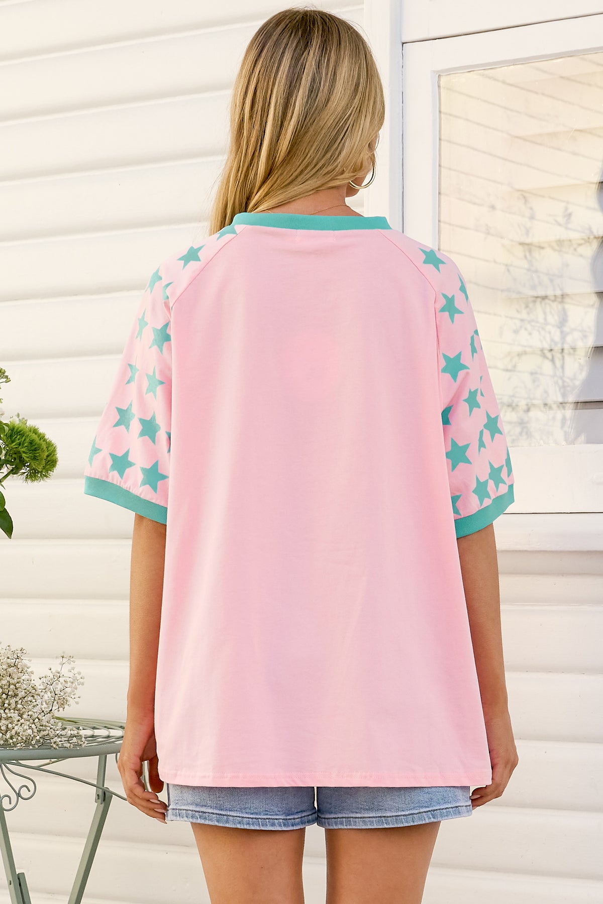 No Bad Days Tee - Graphic Print Short Sleeve T-Shirt in Pink