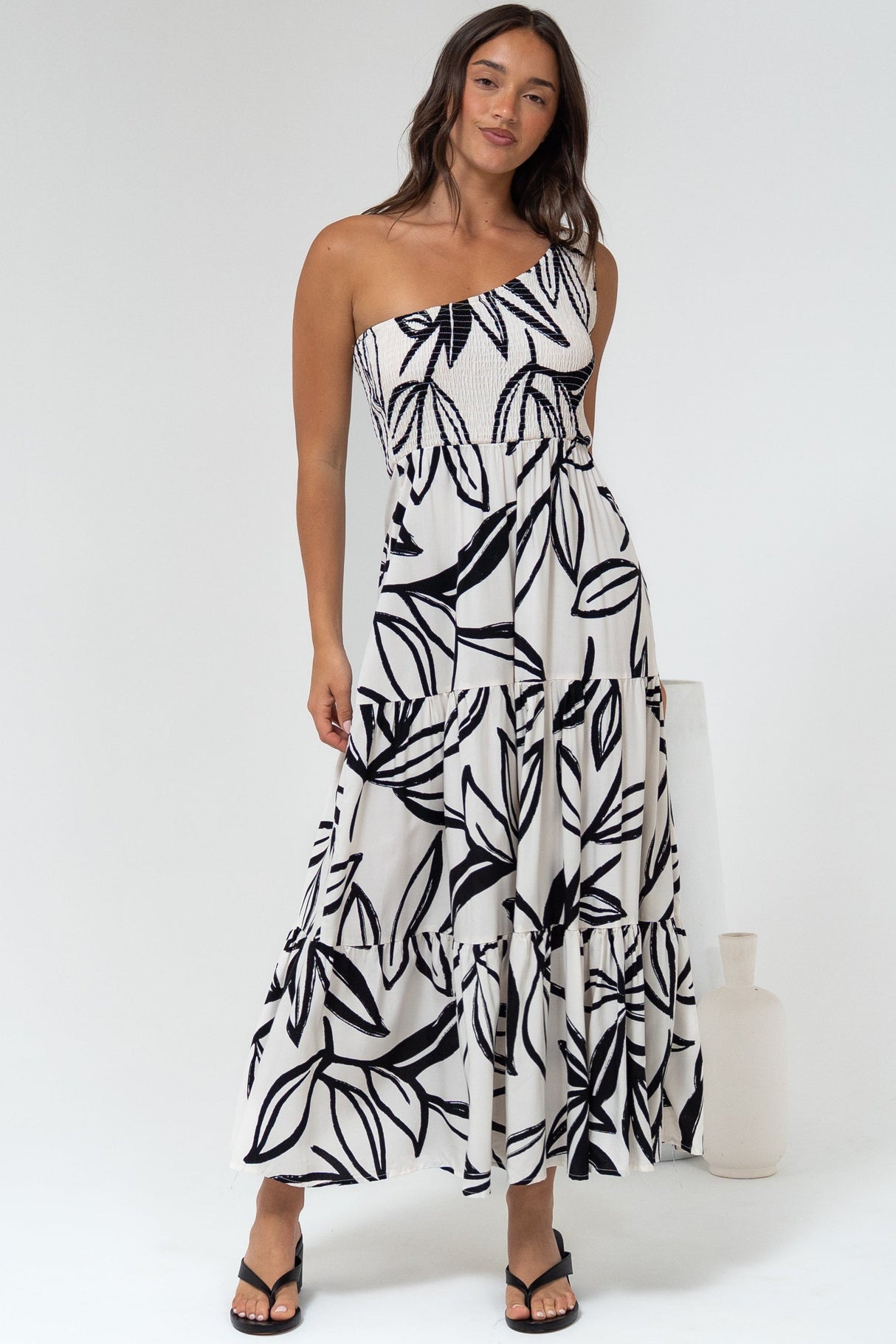 Kleo Midi Dress - One Shoulder Elasticated Bodice A-Line Dress in Halsey Print