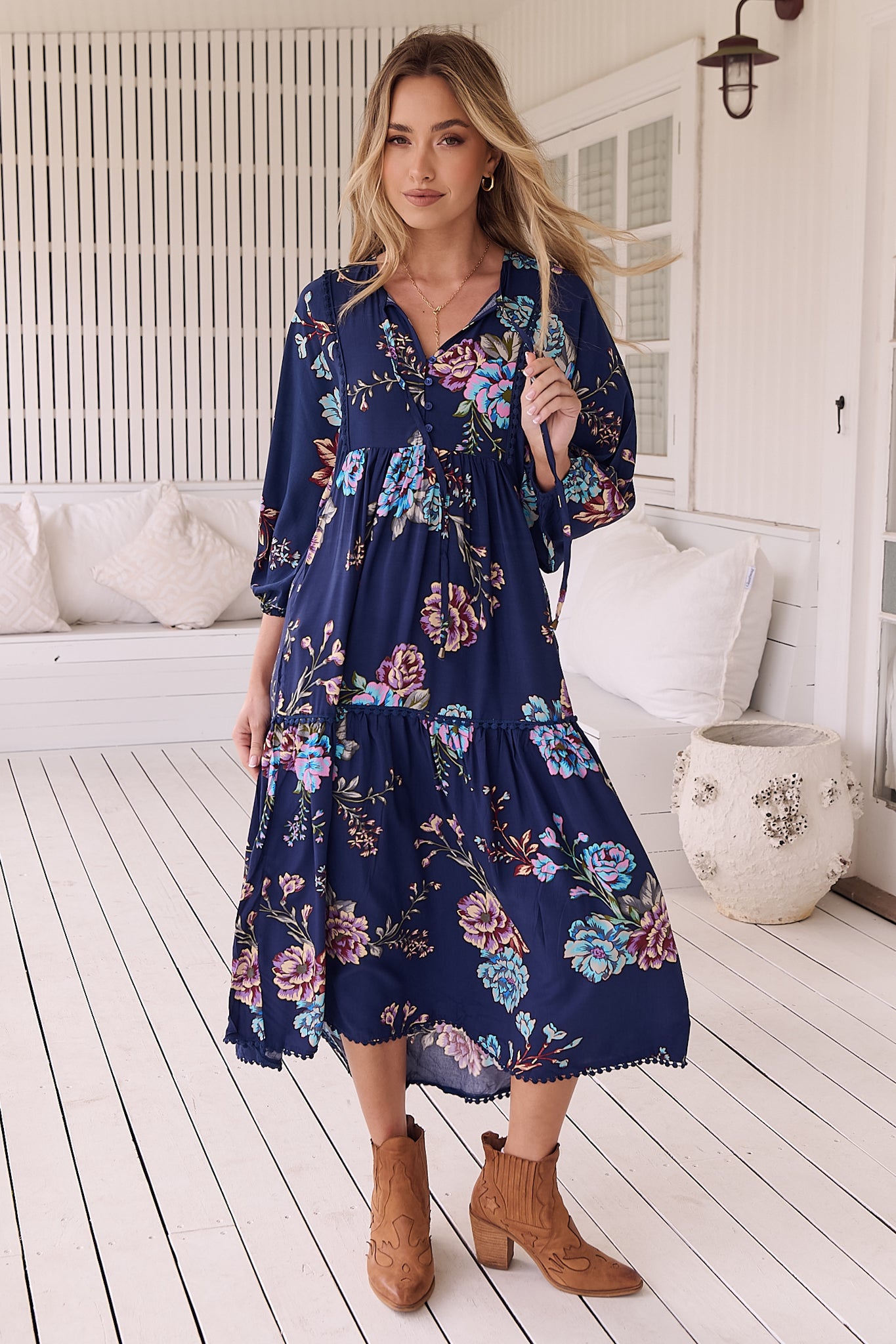 JAASE - Palace Midi Dress: Pom Pom Spliced Batwing Sleeve Dress with Neck Tie in Botanica Print