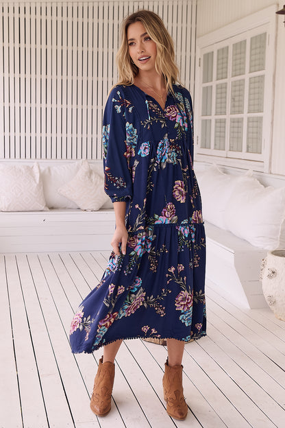 JAASE - Palace Midi Dress: Pom Pom Spliced Batwing Sleeve Dress with Neck Tie in Botanica Print