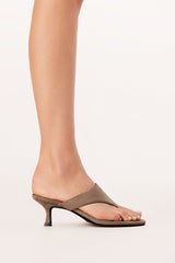 Quincie Heels - Fawn Suede