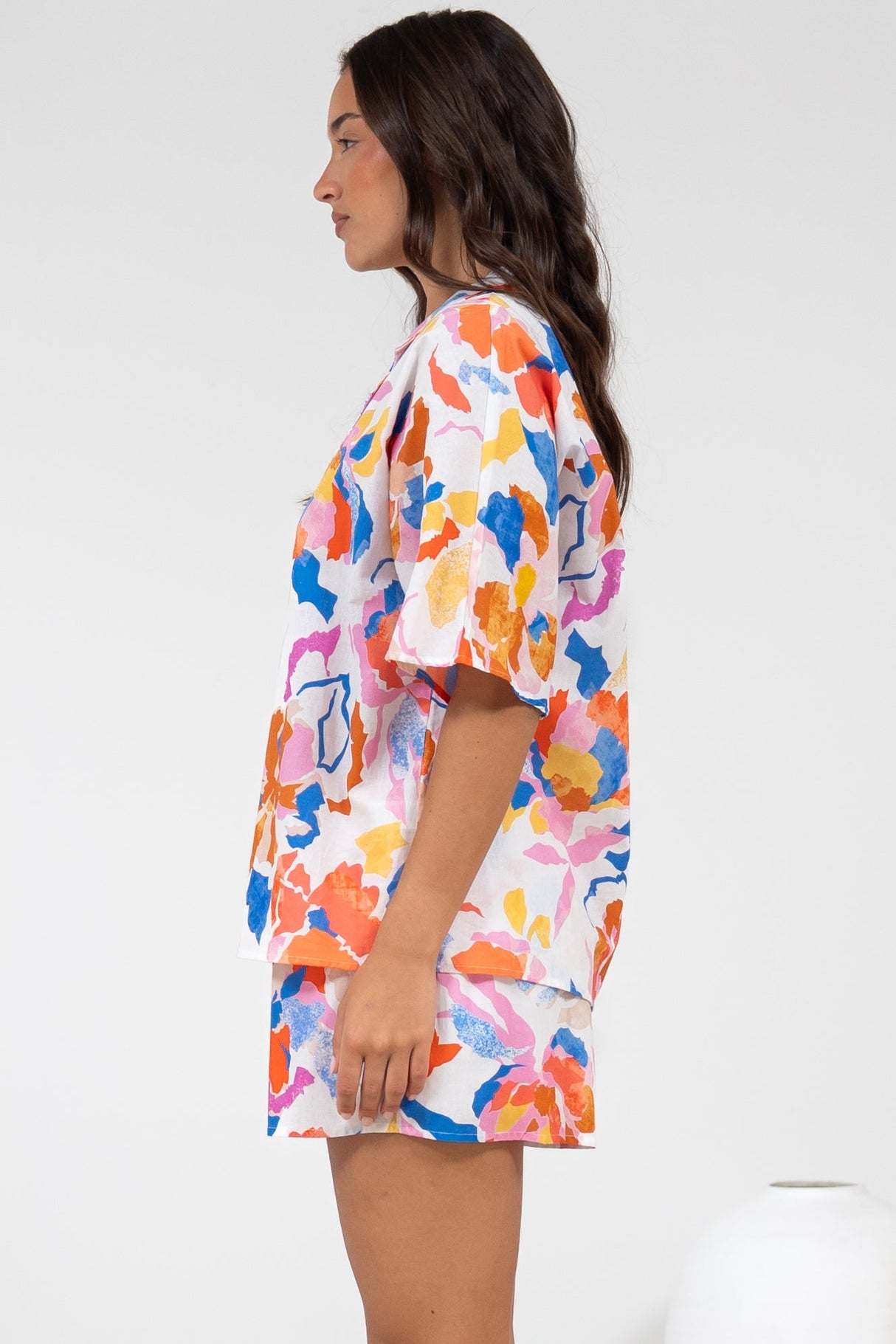 Remira Shirt - Collared Boxy Cut Short Sleeve Shirt in Isadora Print