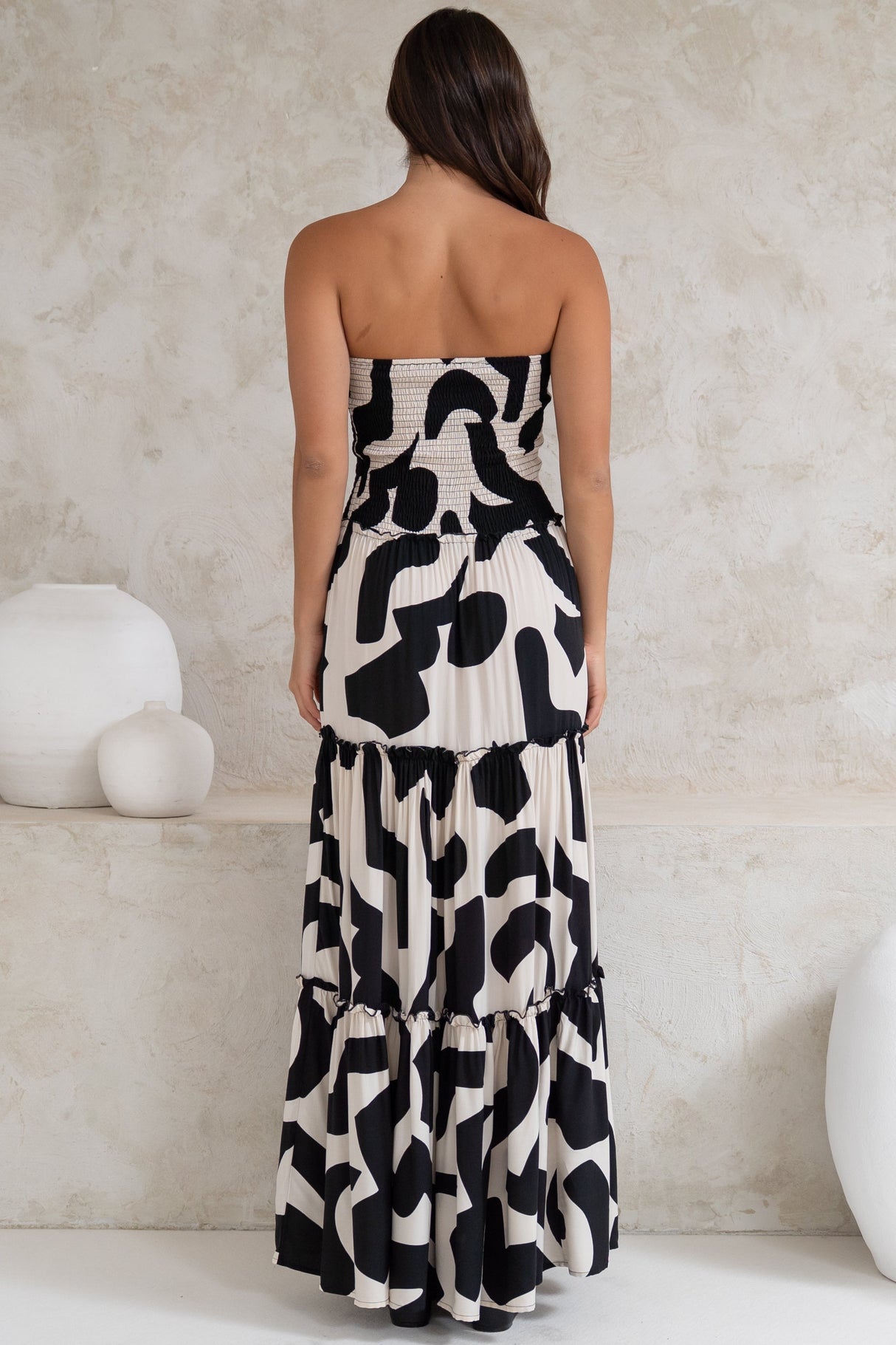 Rhea Maxi Dress - Strapless Ruffle Spliced Tiered Dress in Halsey Print