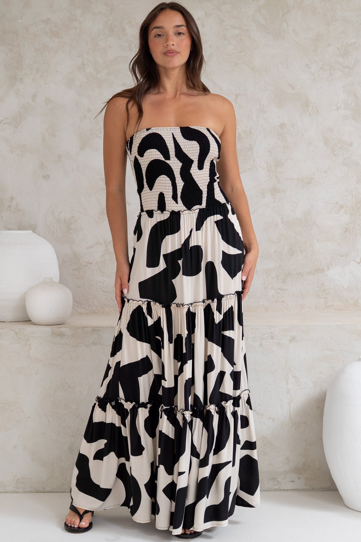 Rhea Maxi Dress - Strapless Ruffle Spliced Tiered Dress in Halsey Print