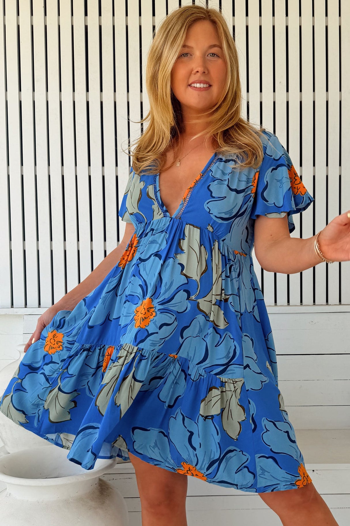 JAASE - Rhys Mini Dress: Flutter Sleeve Tiered Babydoll Dress in Blue Bell Print