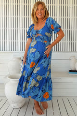 JAASE - Rini Midi Dress: Sweetheart Neckline Cut Out Detail Dress in Blue Bell Print