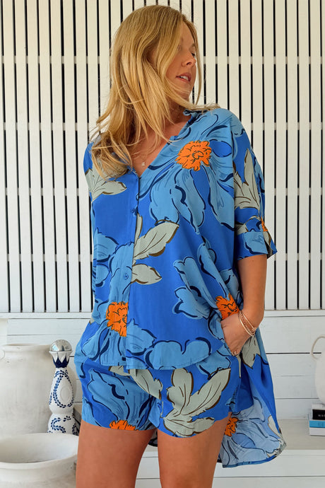 JAASE - Flora Shorts: Elasticated Waist Button Decal Shorts with Pockets in Blue Bell Print