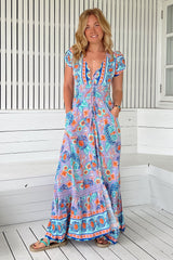 JAASE - Romi Maxi Dress: Button Down Cap Sleeve Dress with Waist Tie in Daydreamer Print