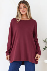 Rylee Jumper - Crew Neck Long Sleeve Pullover with Side Splits in Wine