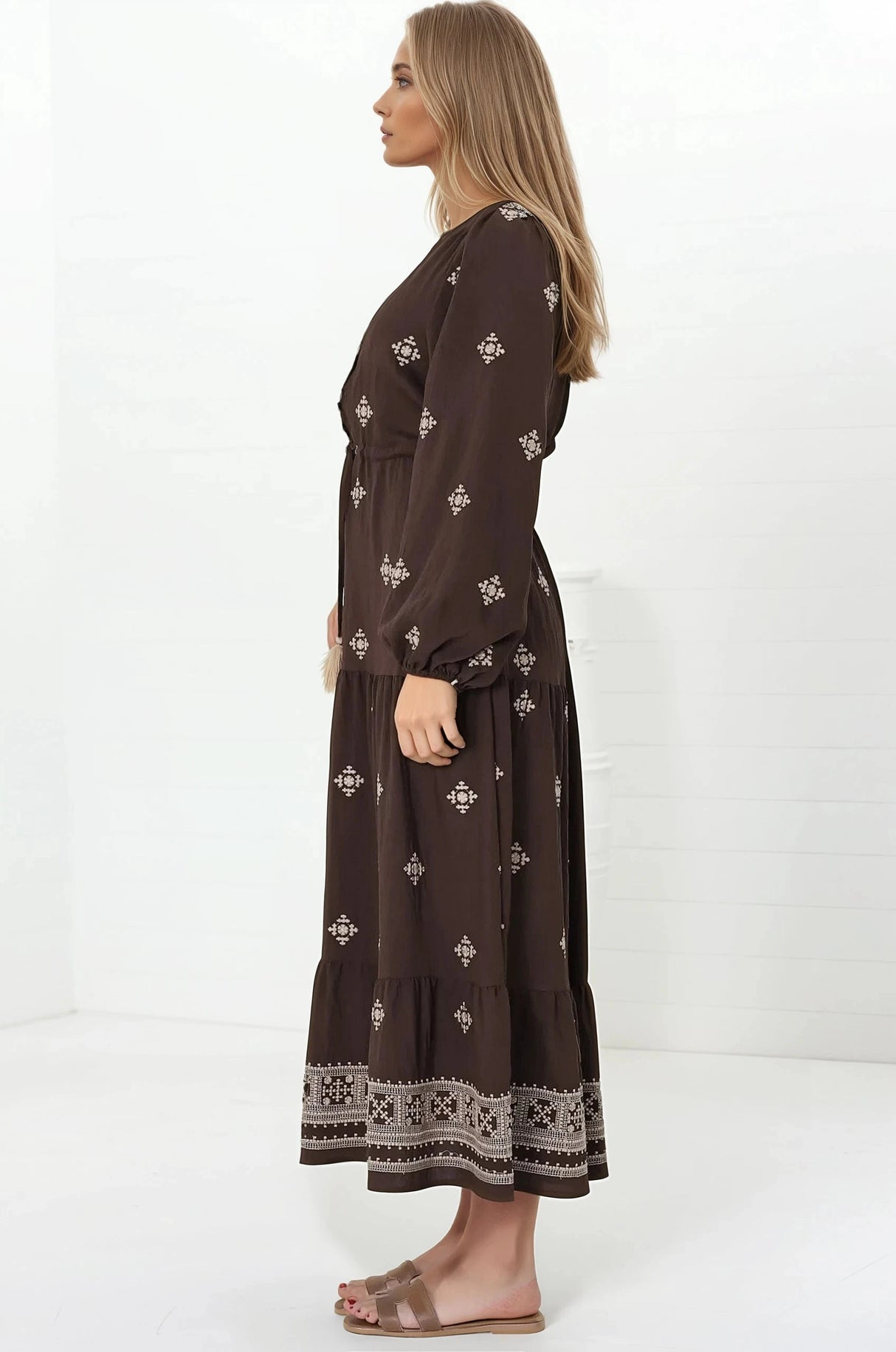 Rylie Maxi Dress - Embroidered Long Sleeve Dress with Pull Tie Waist in Vesper Print Brown