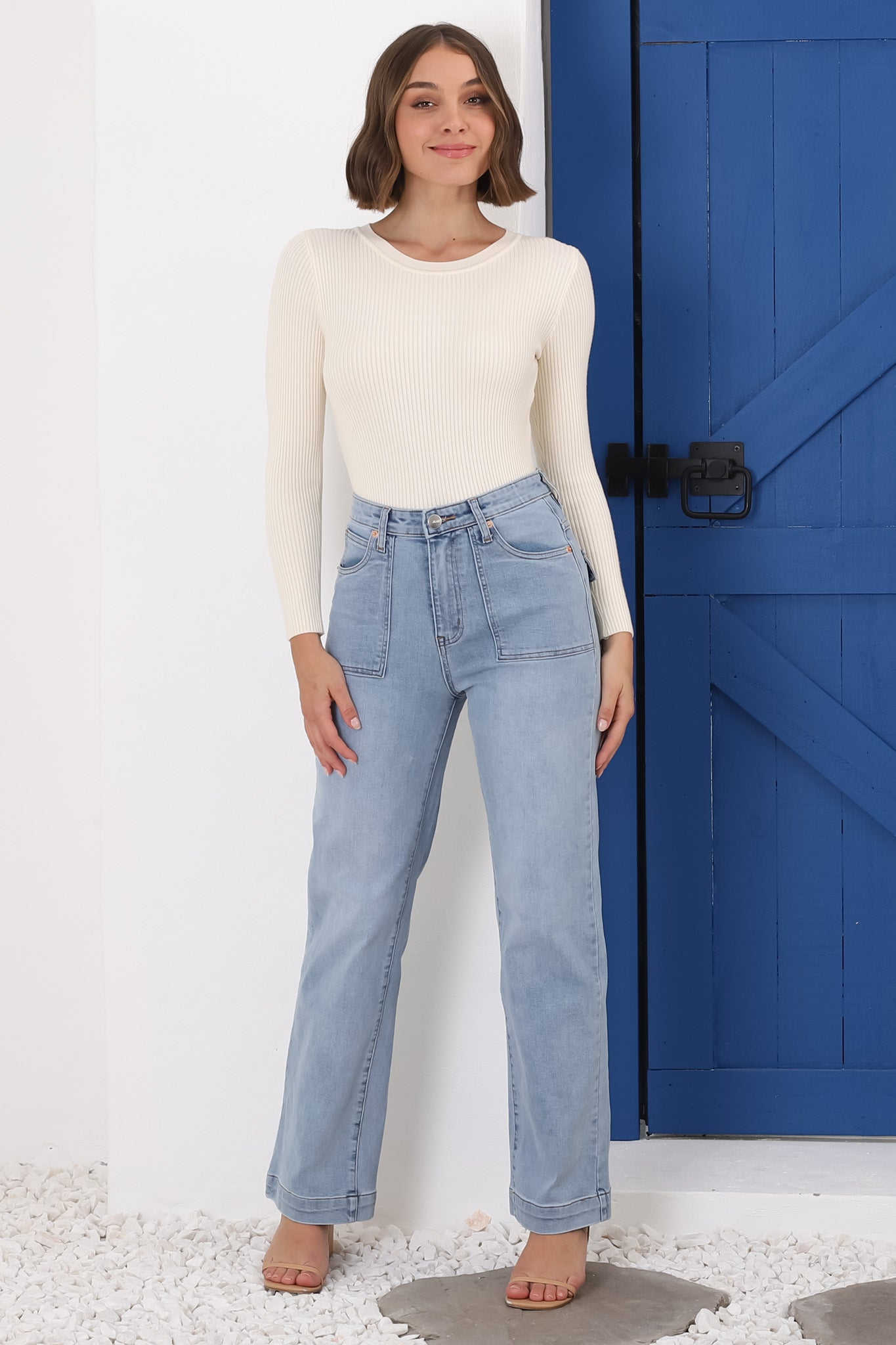 Sadie High Waist Wide Leg Jeans in Light Wash Denim