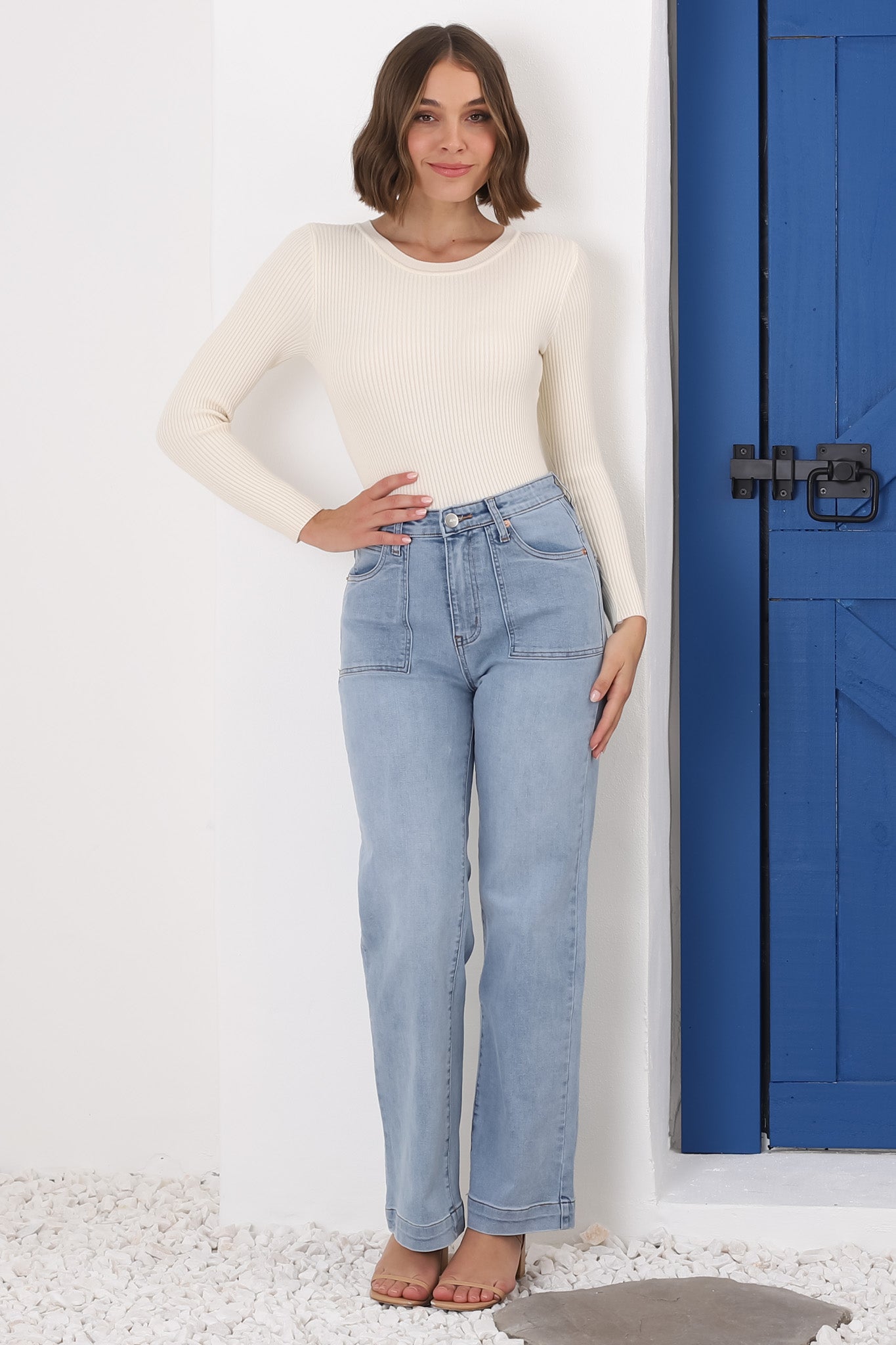 Sadie High Waist Wide Leg Jeans in Light Wash Denim