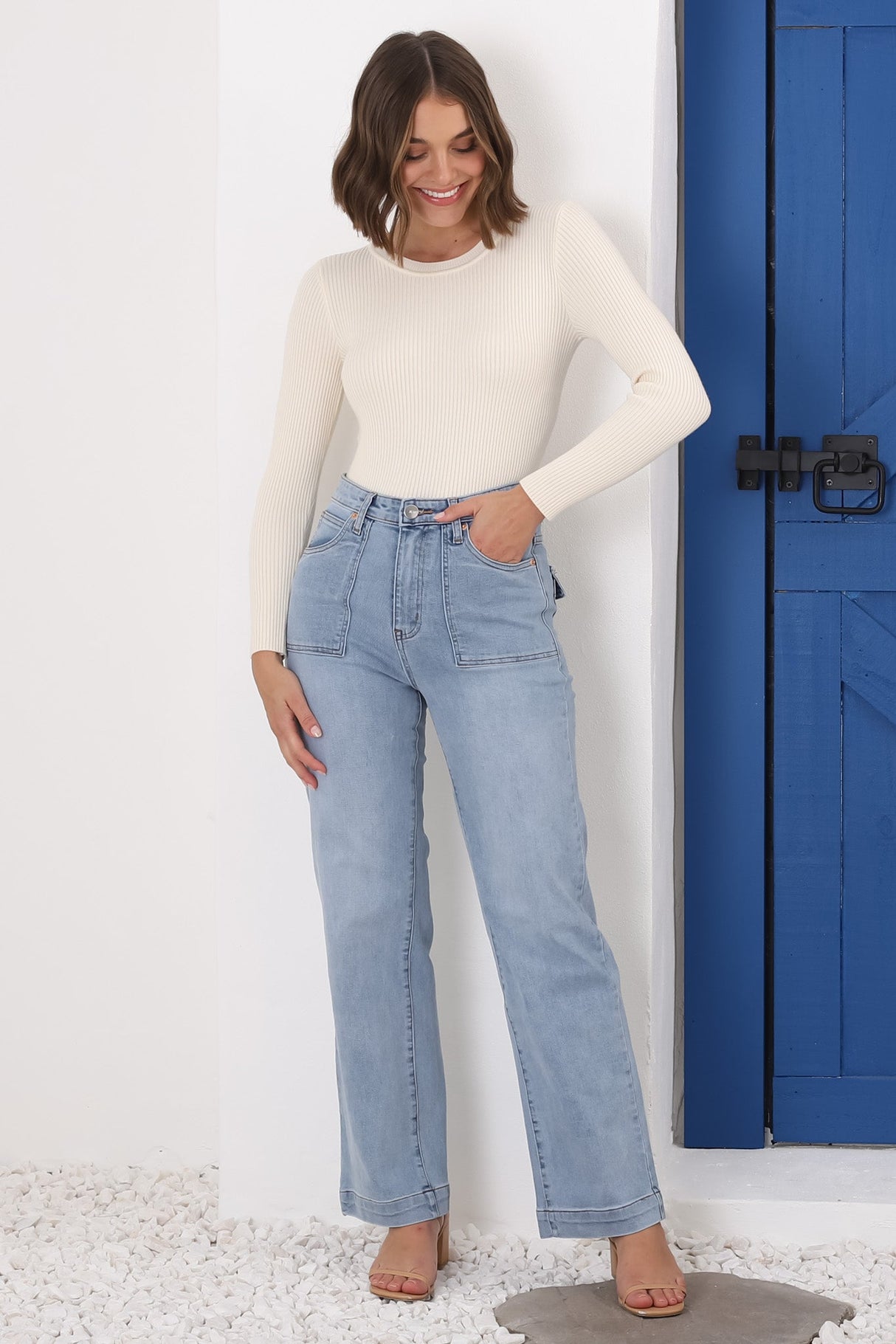 Sadie High Waist Wide Leg Jeans in Light Wash Denim