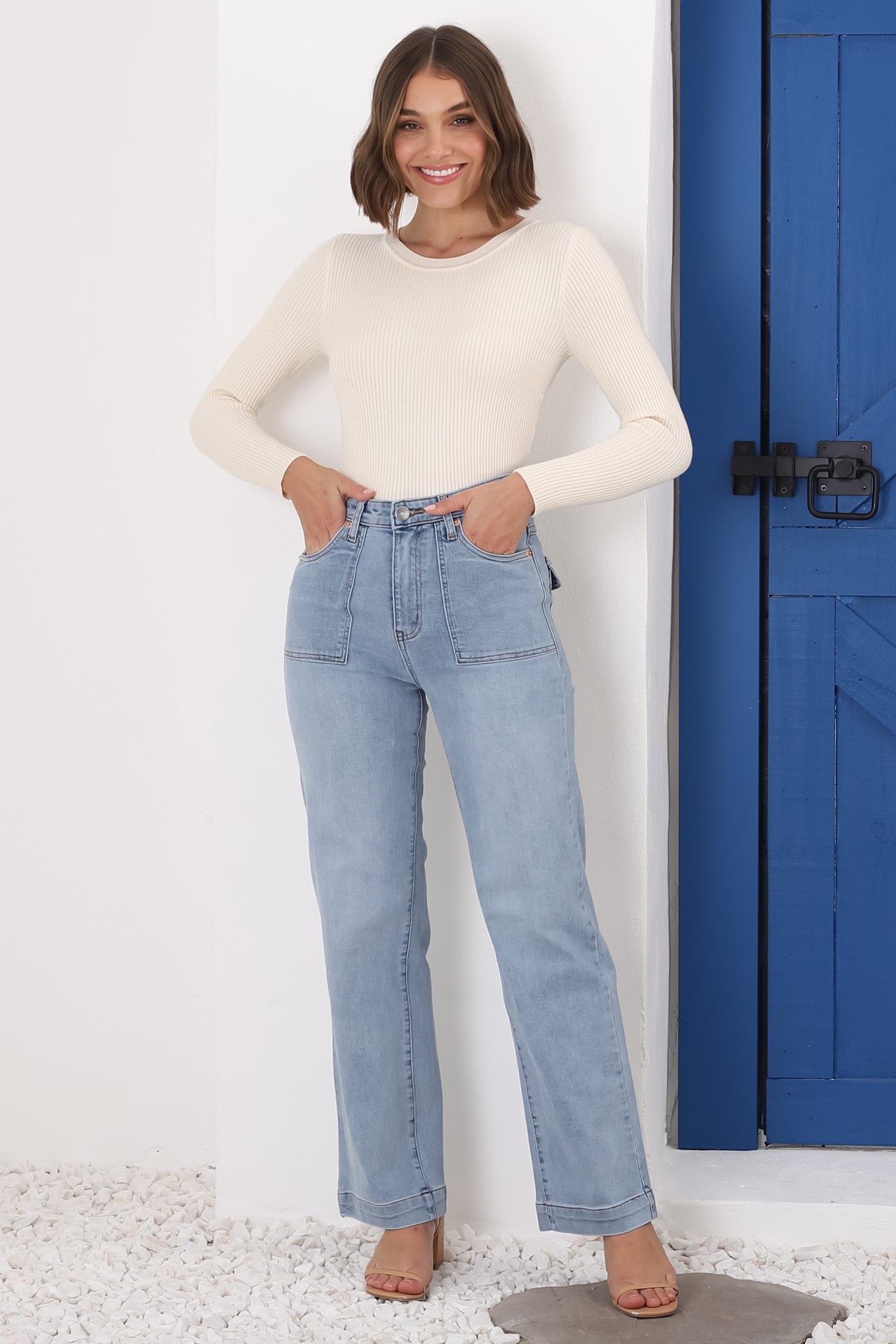 Sadie High Waist Wide Leg Jeans in Light Wash Denim