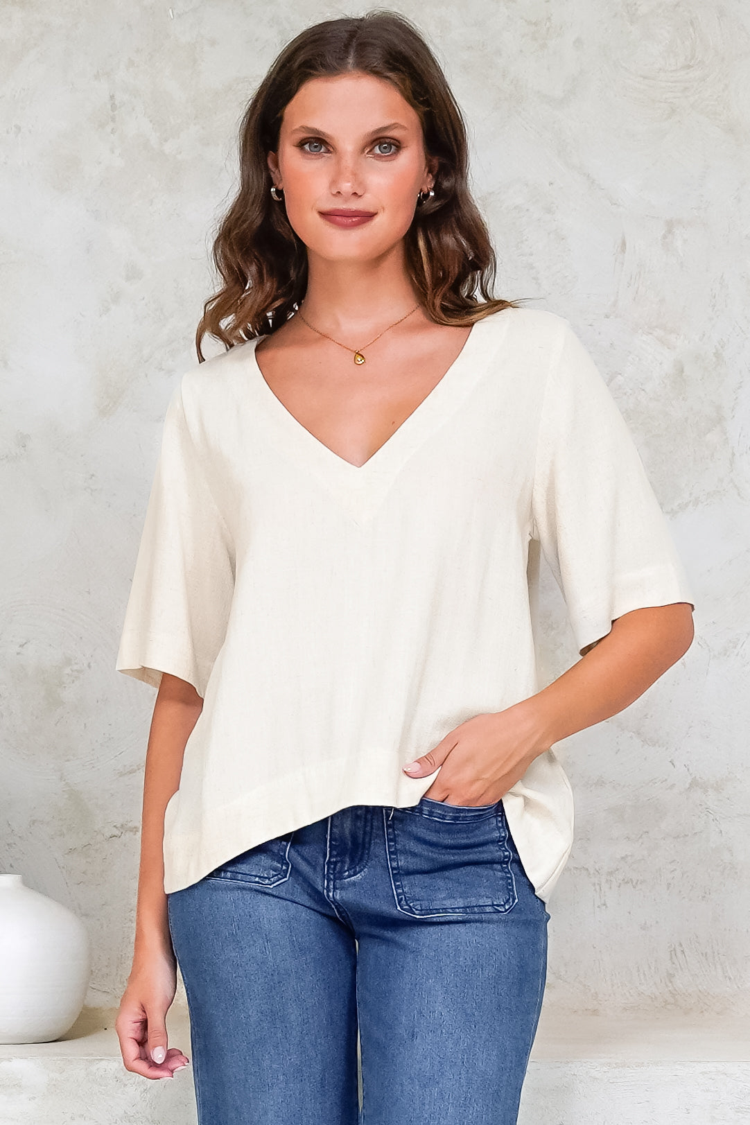 Shandy Top - V-Neck Boxy High Low Top with Short Sleeves in Oatmeal