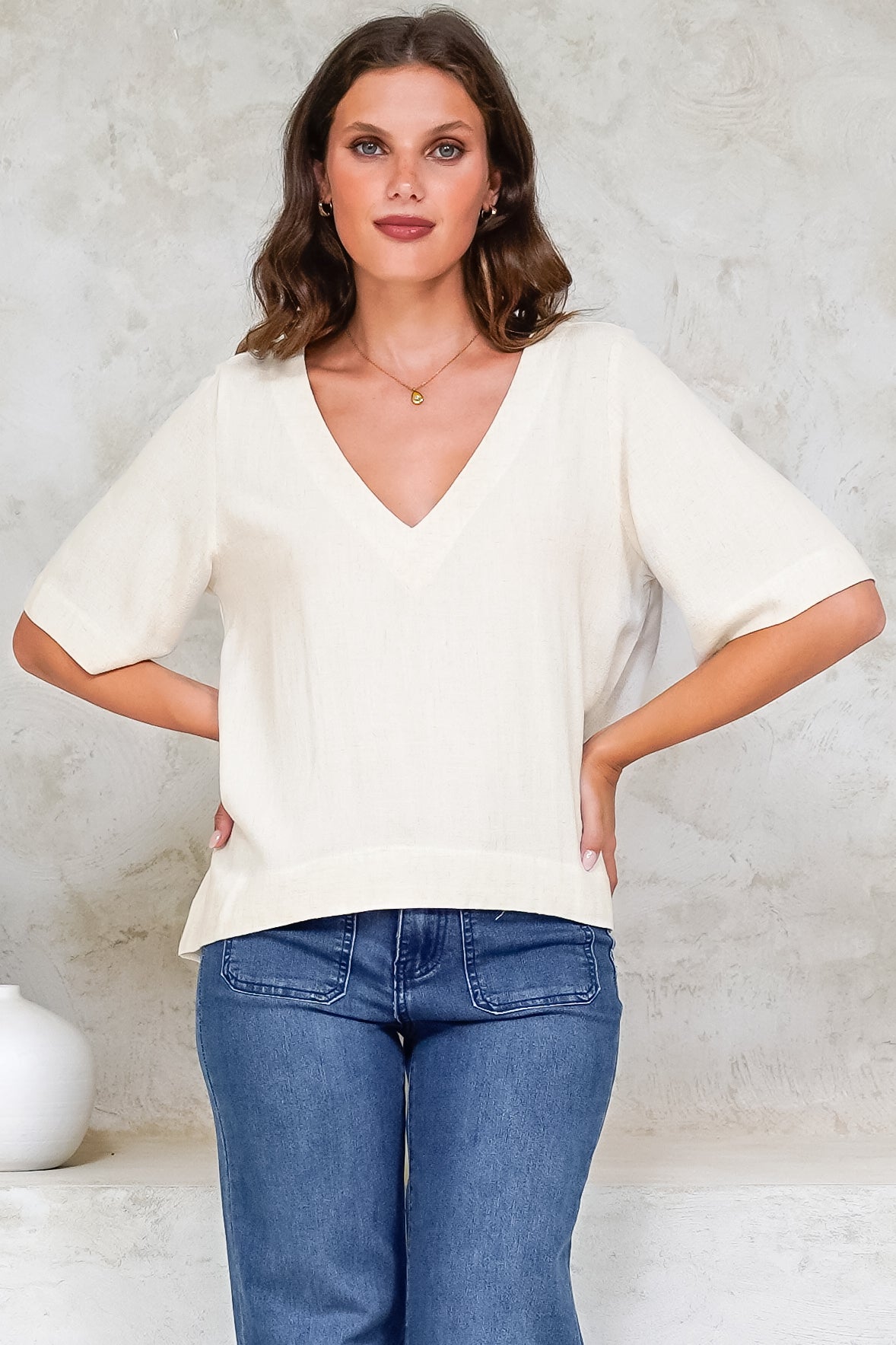 Shandy Top - V-Neck Boxy High Low Top with Short Sleeves in Oatmeal