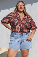 Shelly Shirt - Collared Button Down Shirt in Narah Print