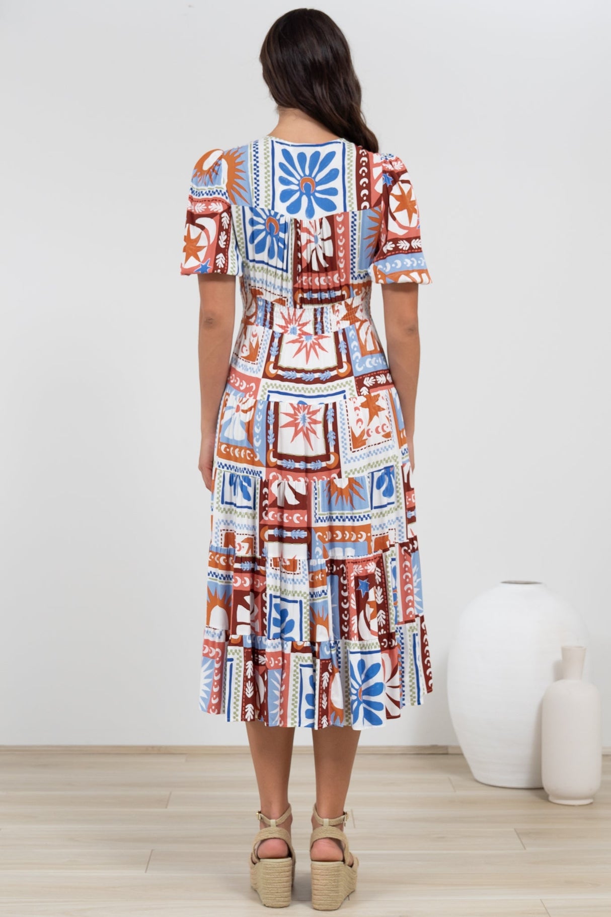 Sivana Midi Dress - V-Neck Buttoned Down Dress with Short Sleeves in Lirael Print