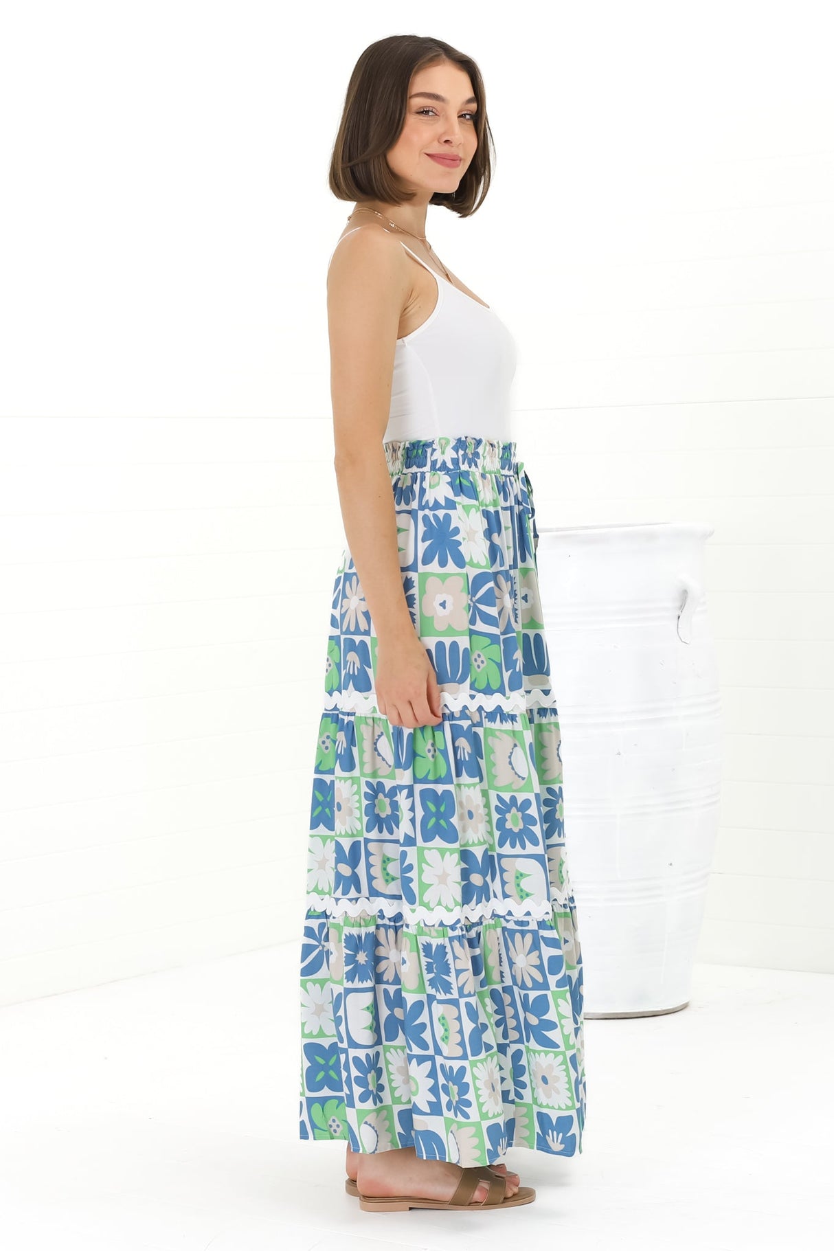 Sonya Maxi Skirt: High Waisted Rick Rack Splicing Tiered Skirt in Nissa Print Blue