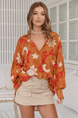 JAASE - Stevie Shirt: High-Low Button Down Shirt in Sina Print